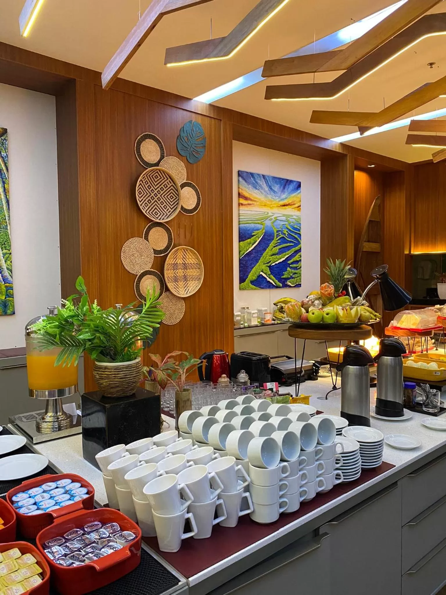 Restaurant/places to eat in Quality Hotel Manaus