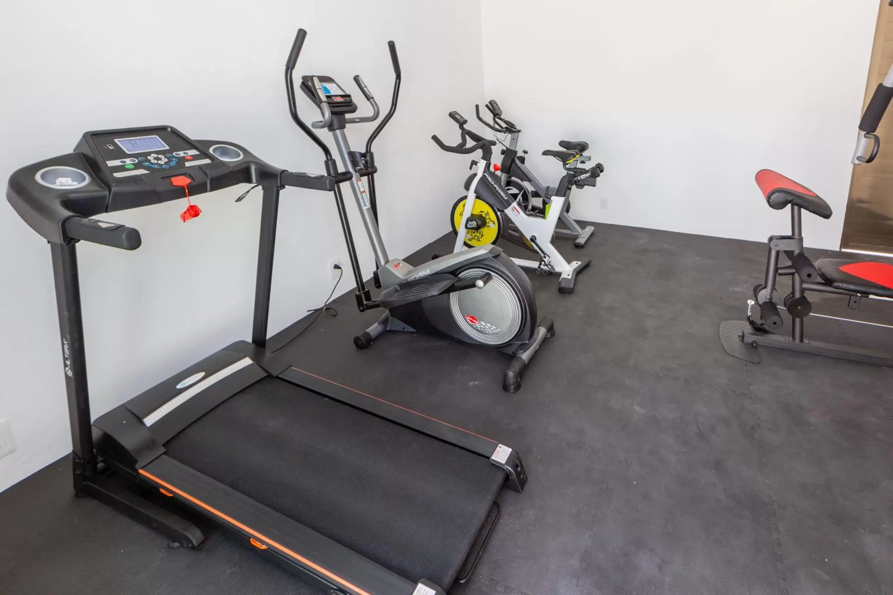 Fitness centre/facilities, Fitness Center/Facilities in Luxury apartment two