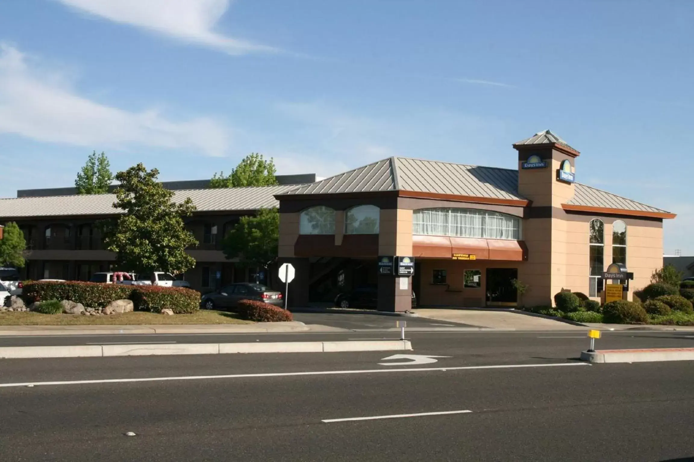 Facade/entrance, Property Building in Days Inn by Wyndham Rocklin/Sacramento