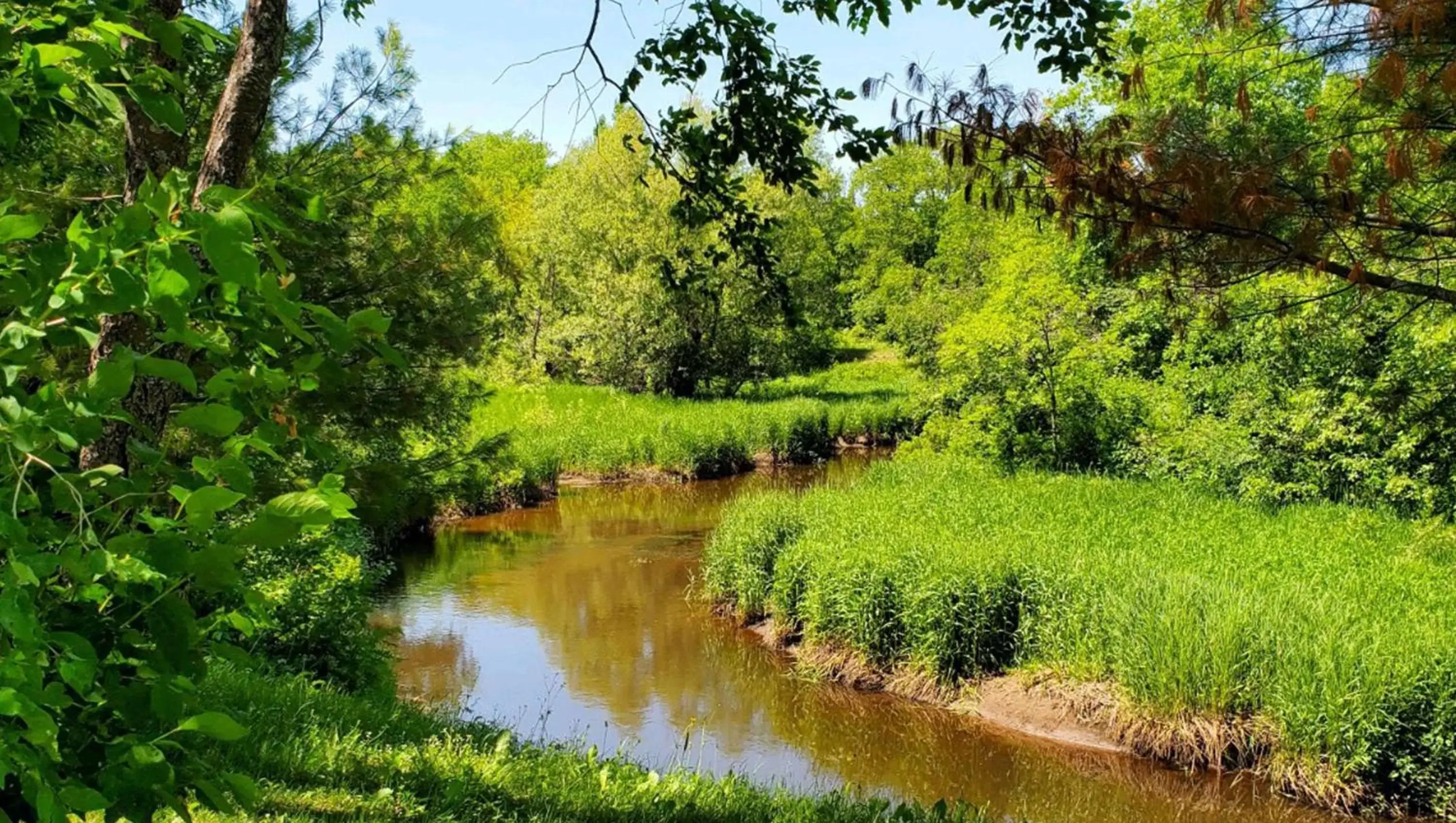 Property building in Jasper Ridge Inn Ishpeming Property building in Jasper Ridge Inn Ishpeming