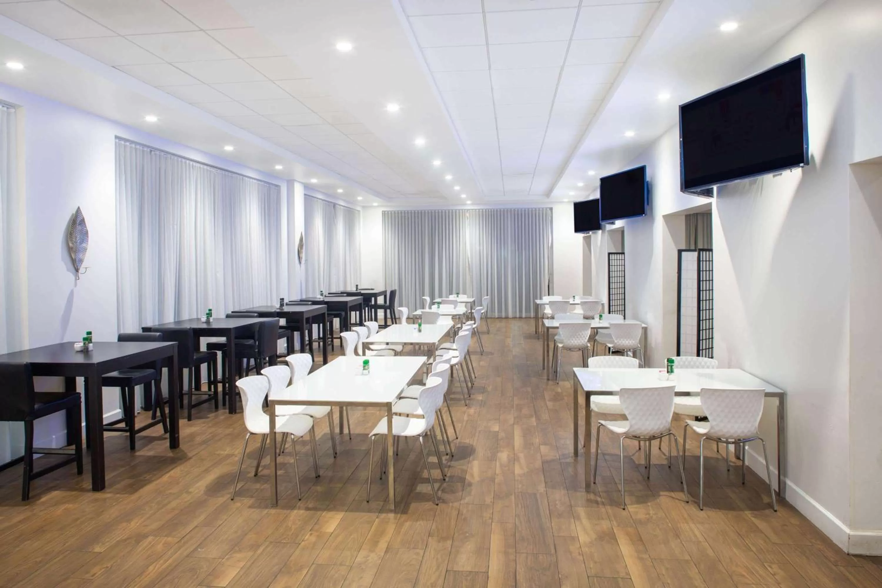 Restaurant/places to eat in Ramada by Wyndham Venice Hotel Venezia