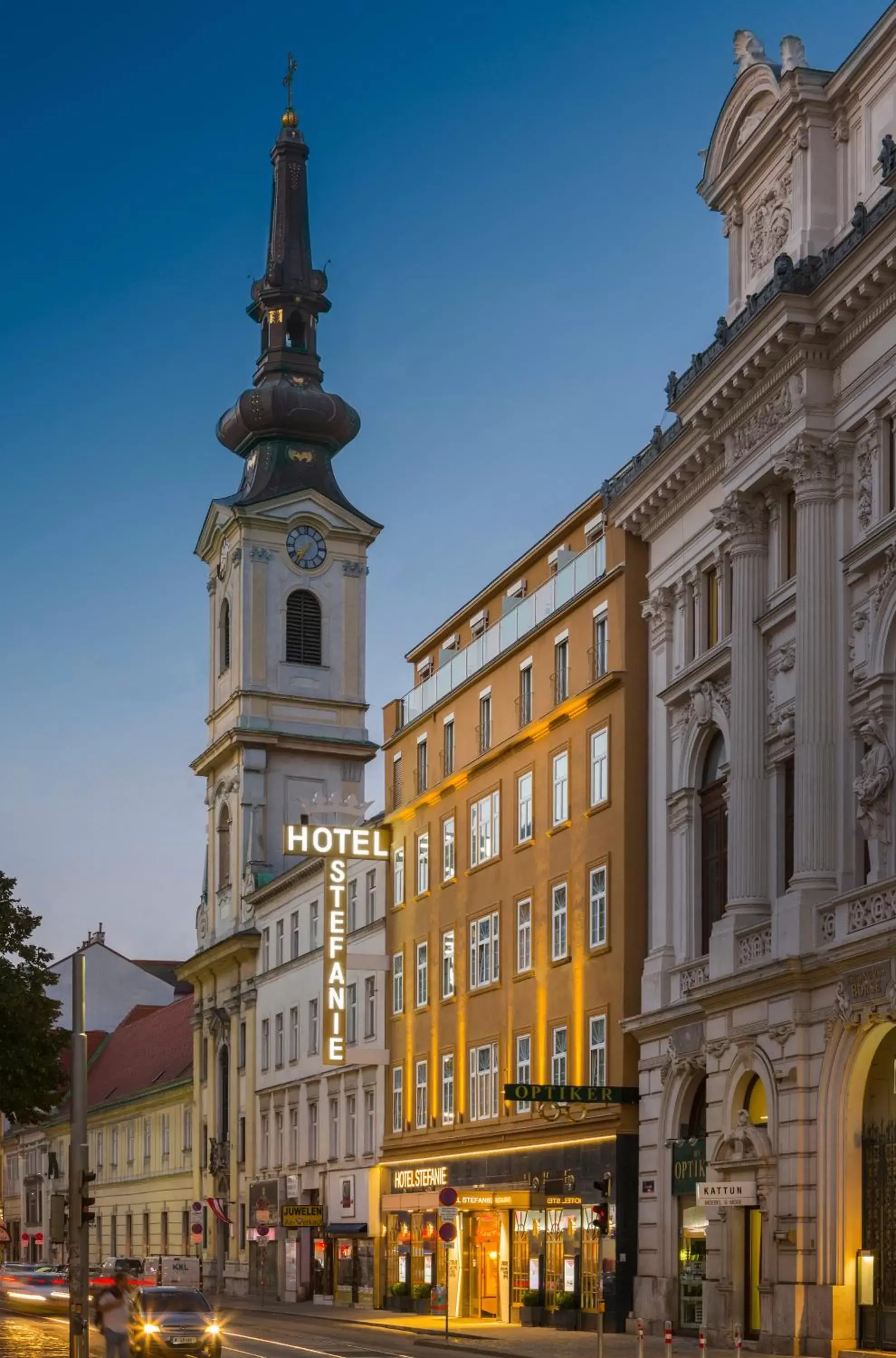 Facade/entrance in Hotel Stefanie