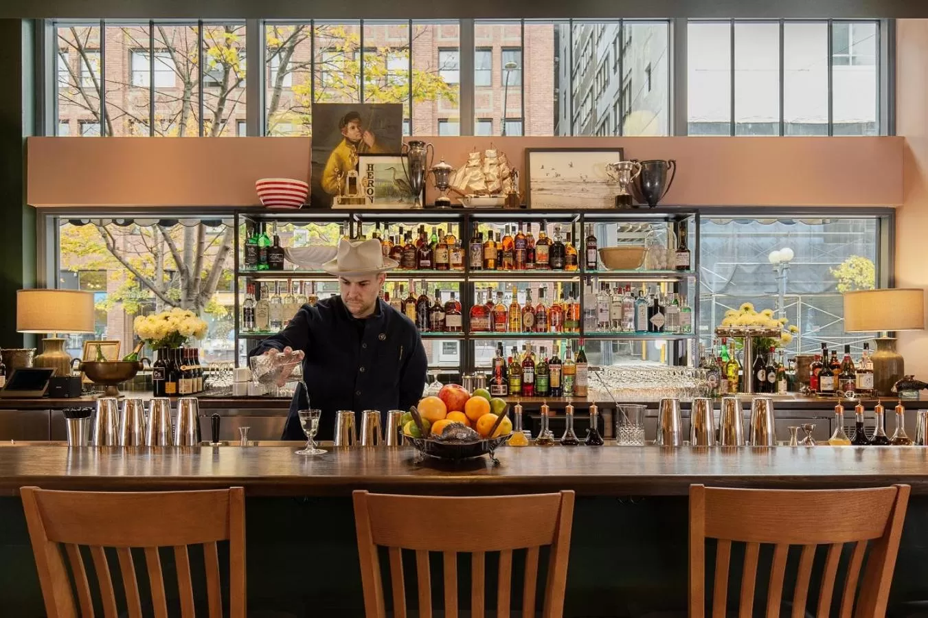 Lounge or bar in Palihotel Seattle