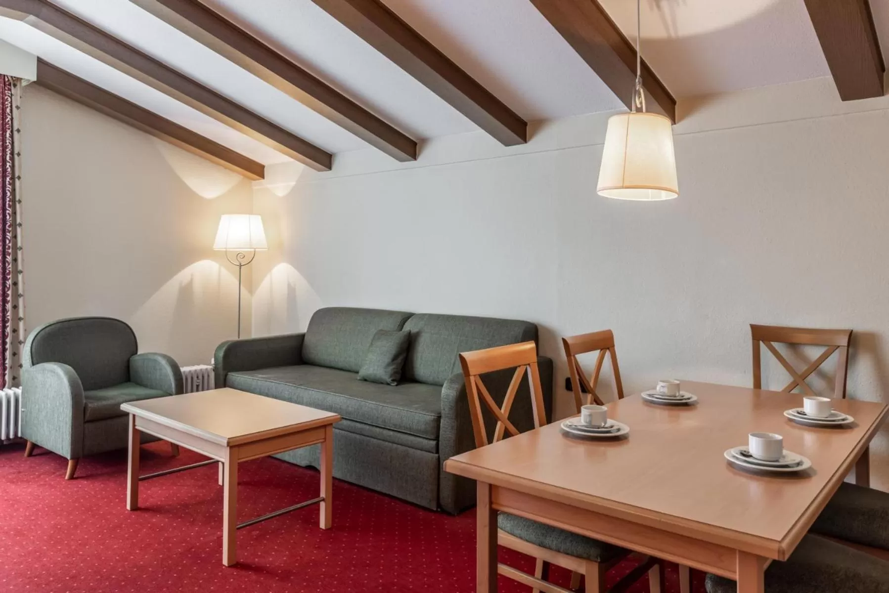 Two-Bedroom Suite in Karma Bavaria