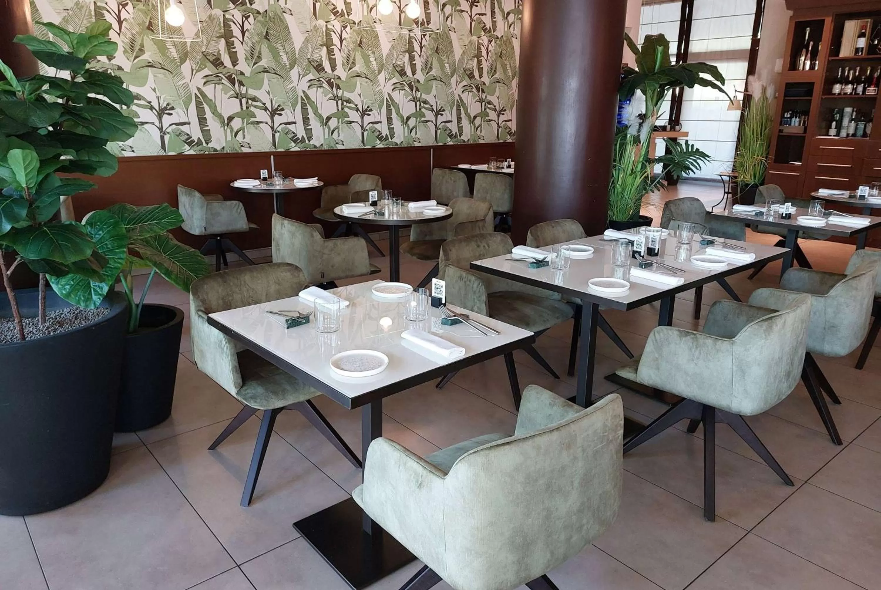 Restaurant/places to eat in Ramada Plaza by Wyndham Milano