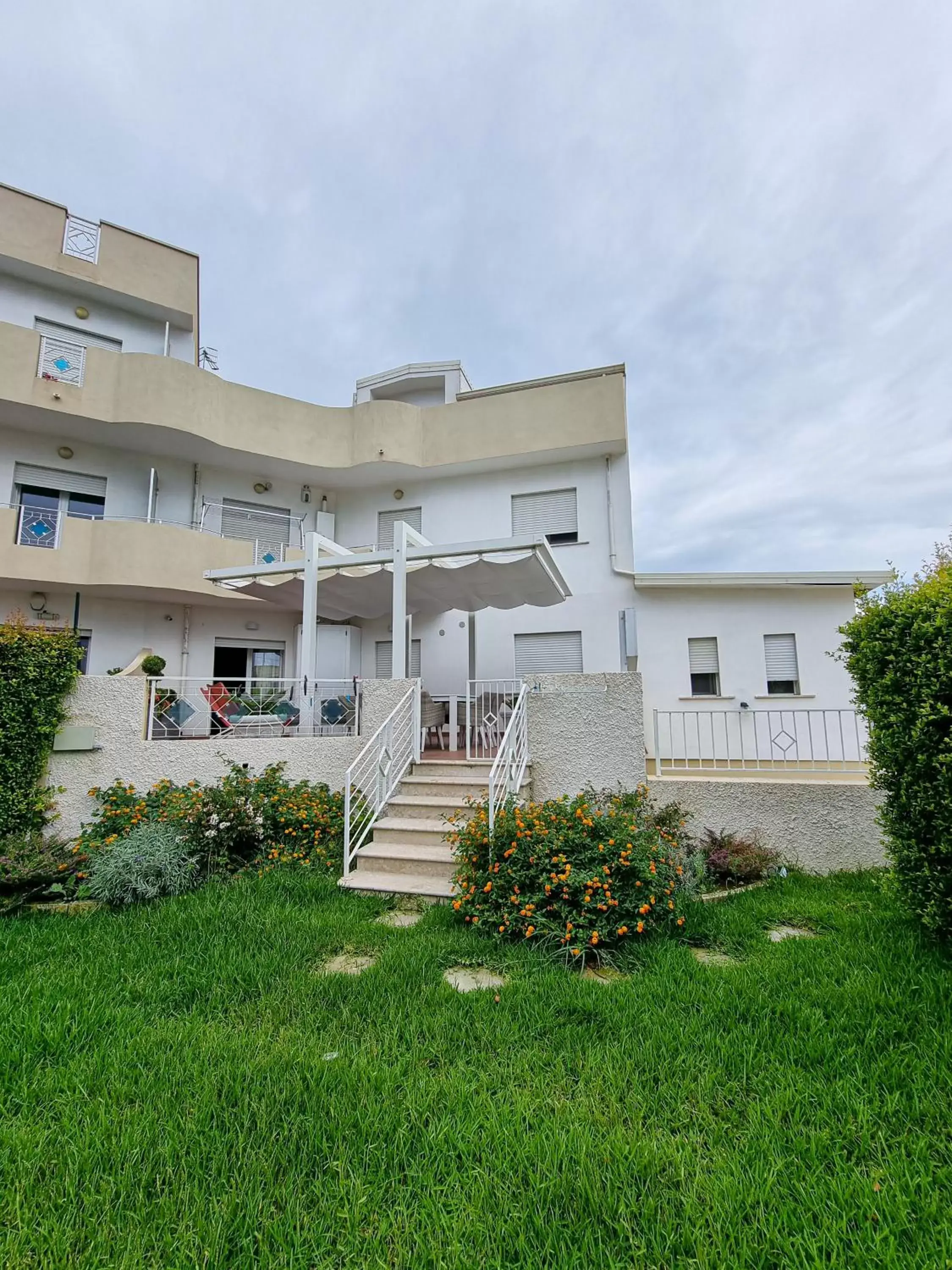 Property Building in Oltremare Giovino