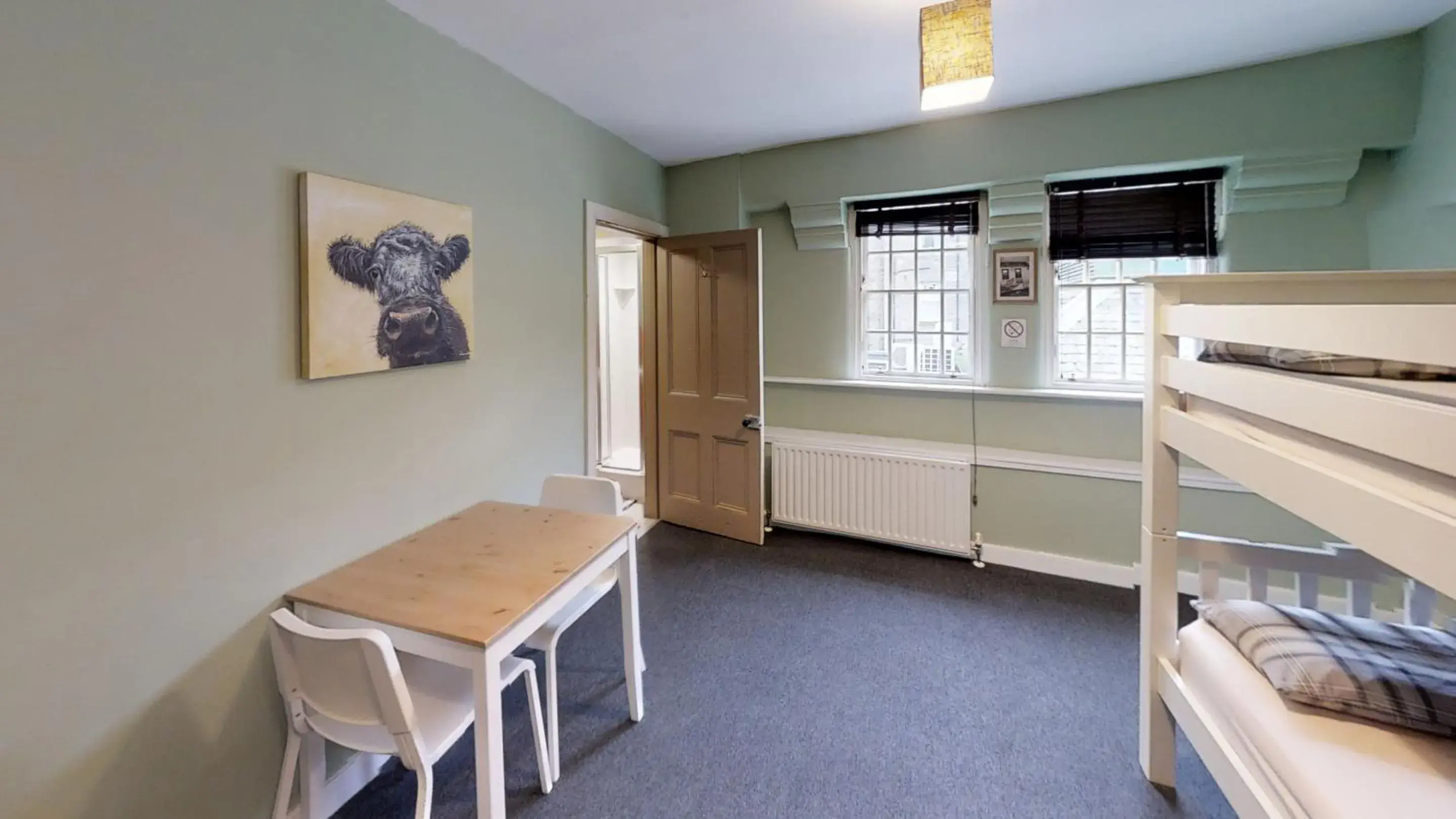 Dining Area in Dundee Backpackers Hostel