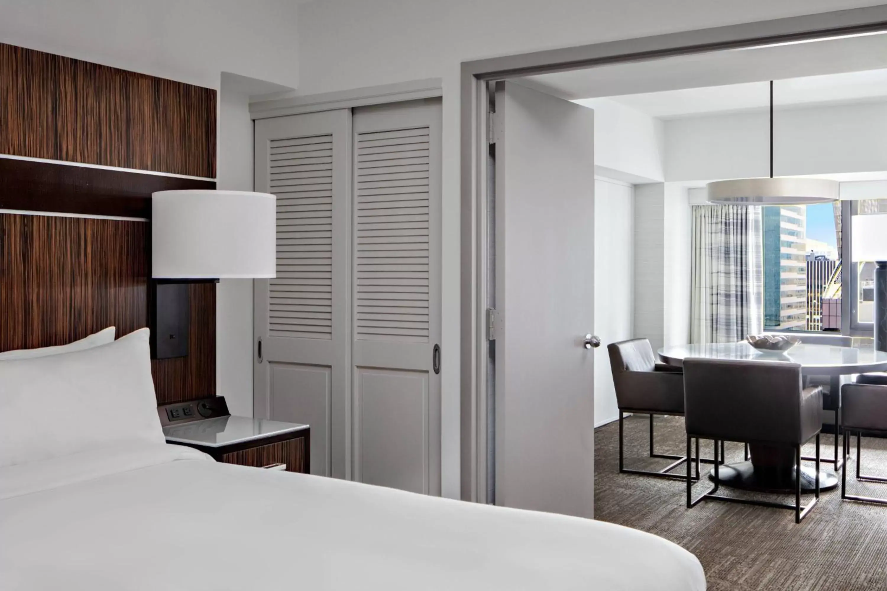 Bedroom, Bed in New York Marriott Marquis