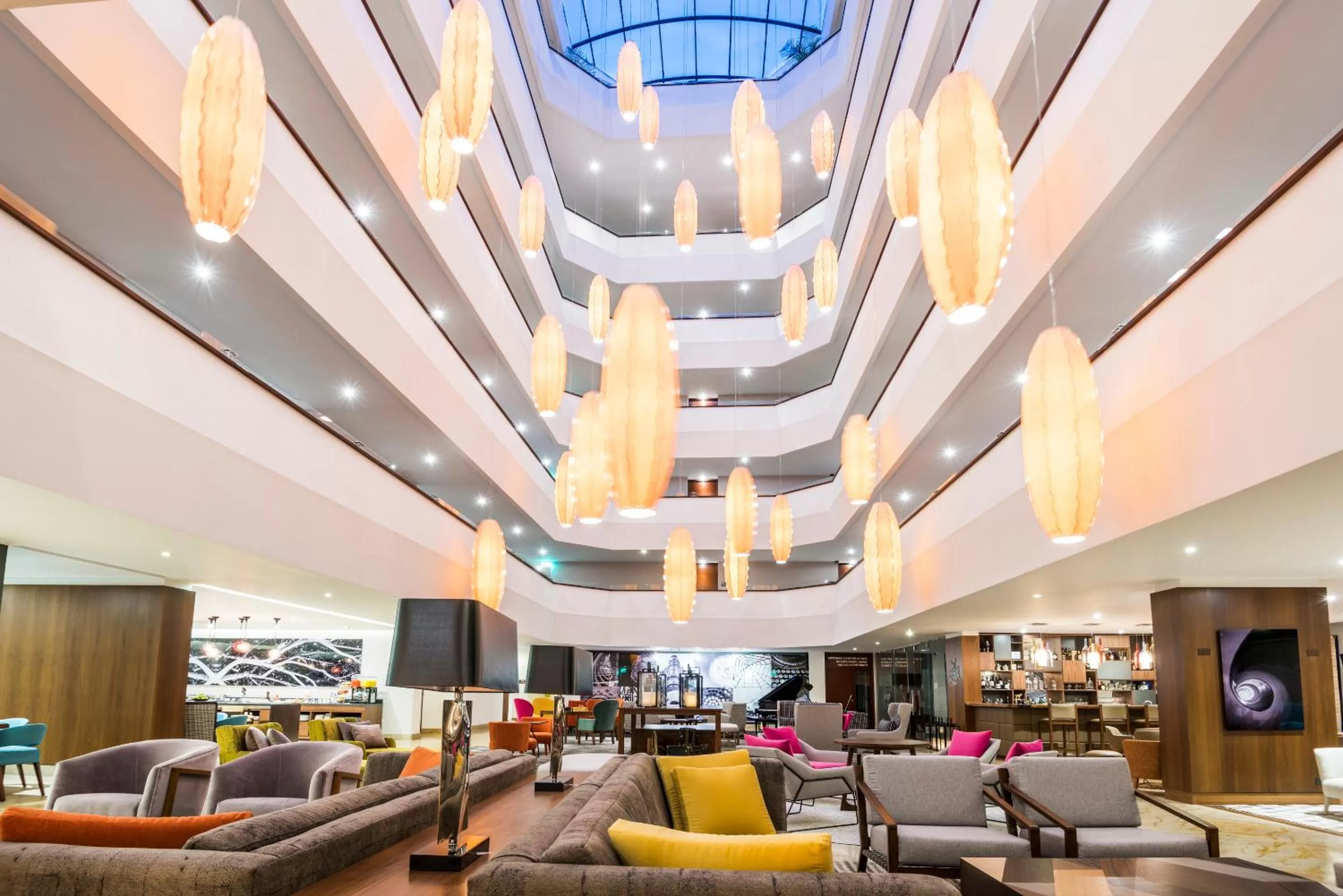 Lobby or reception, Restaurant/Places to Eat in Cosmos 100 Executive