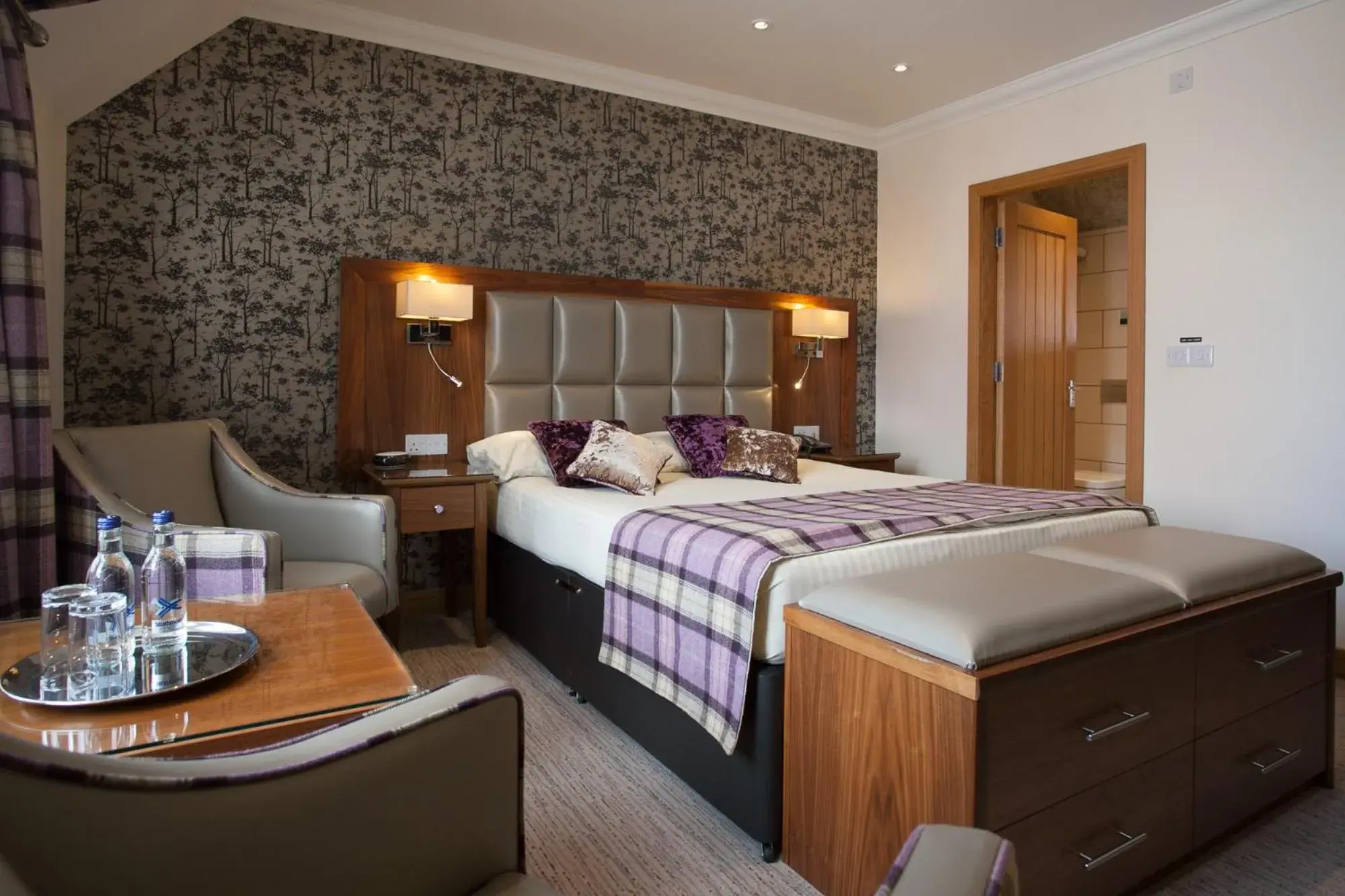 Bed in Cruachan Hotel