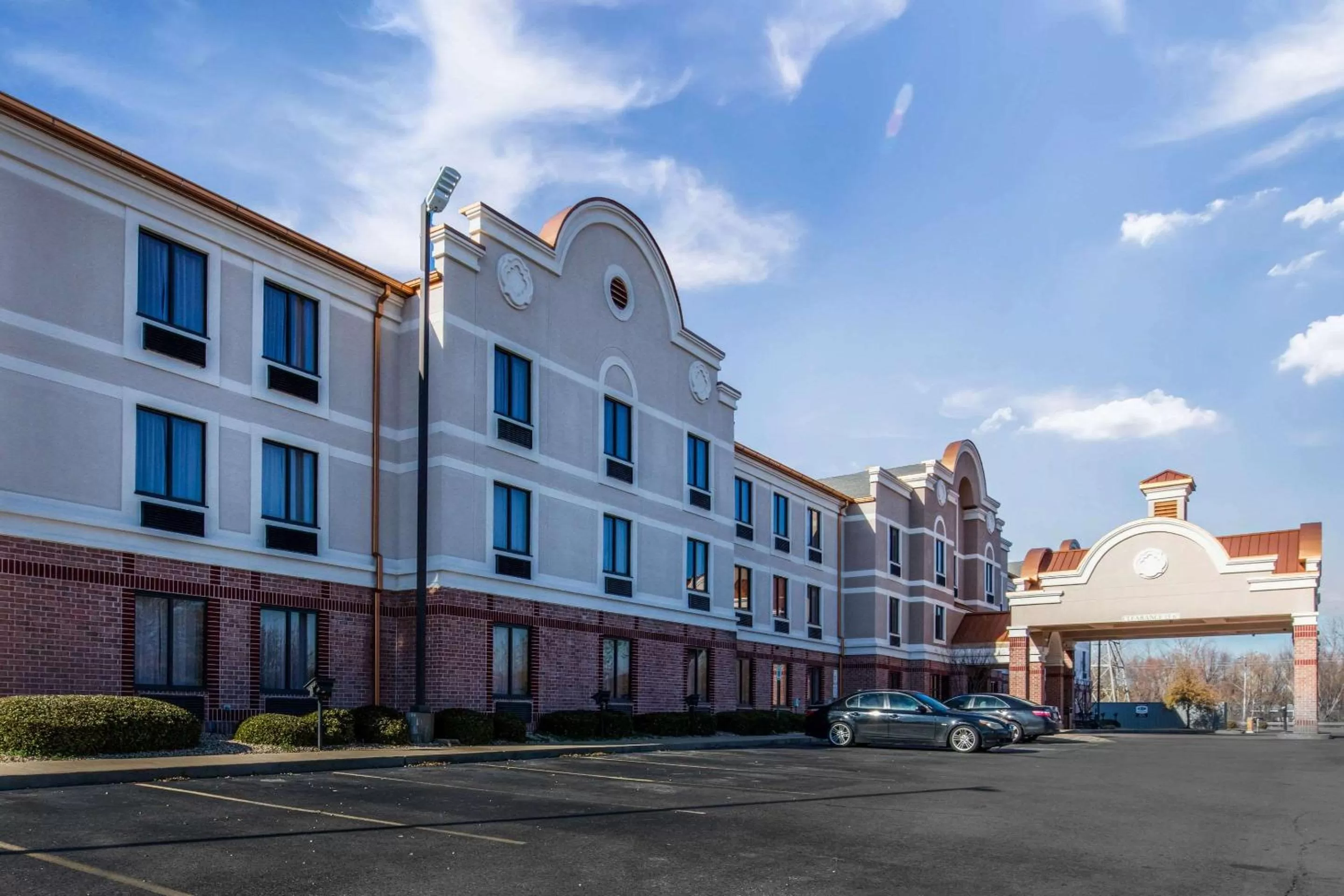 Property building in Comfort Inn & Suites Airport-American Way