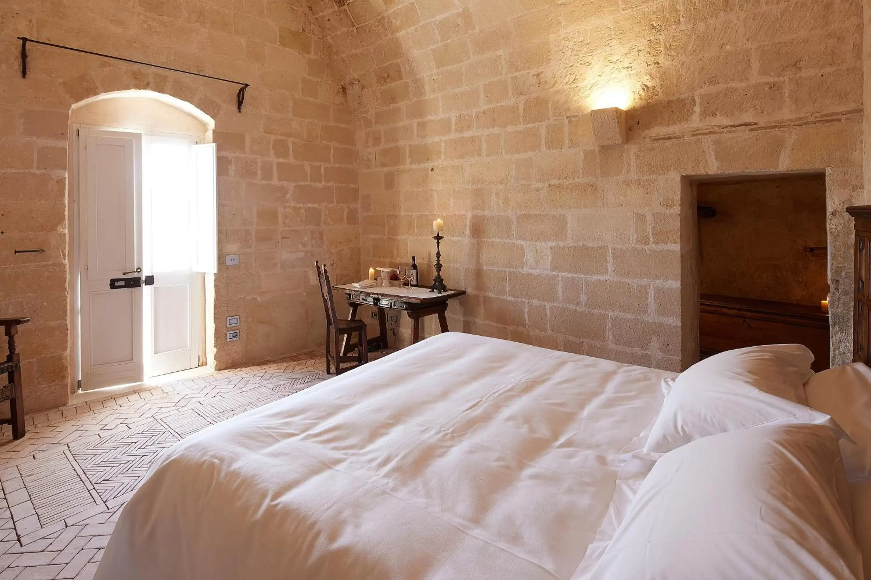 Bedroom, Bed in Sextantio Le Grotte Della Civita