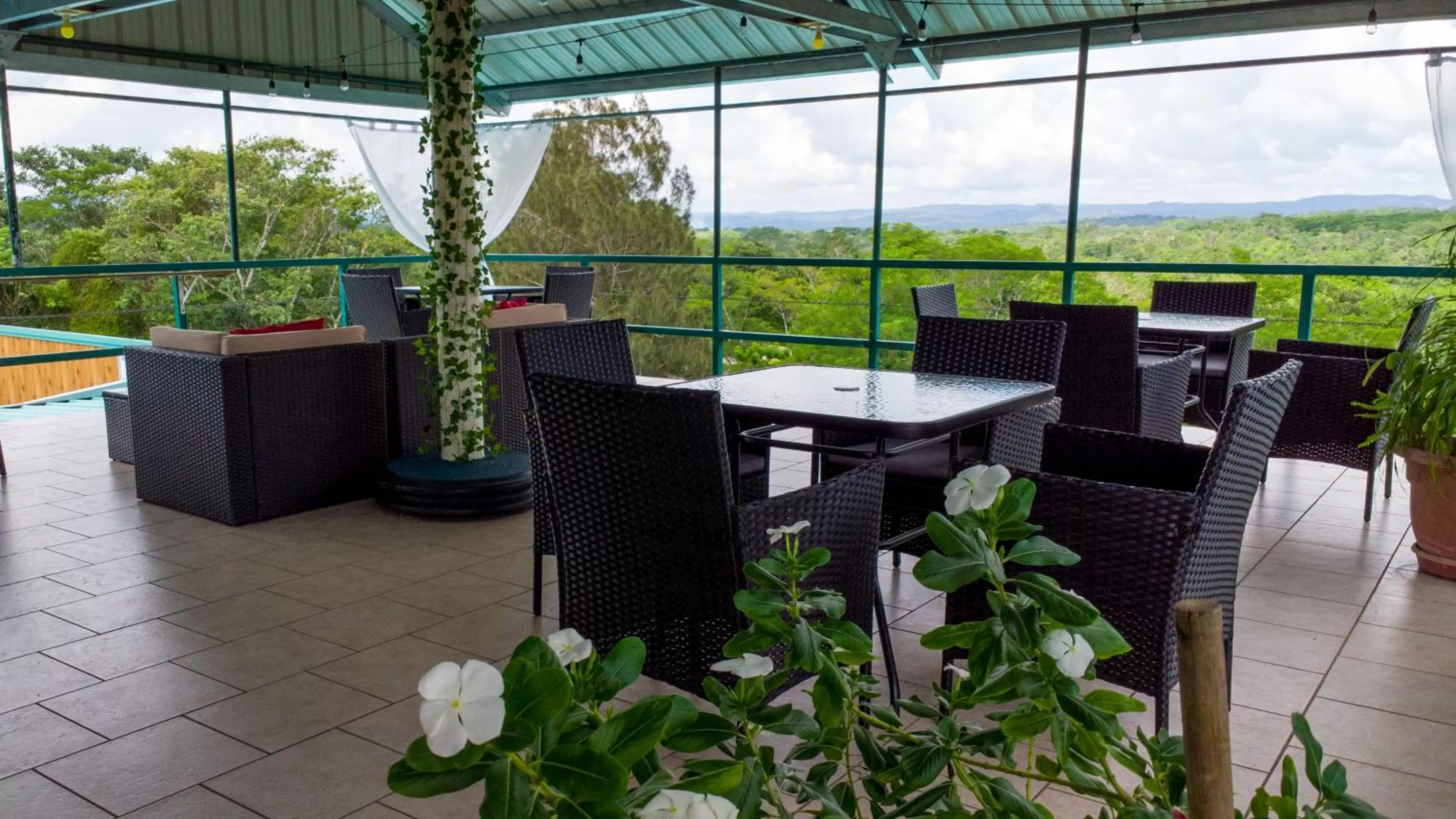 Restaurant/places to eat in Rumors Resort Hotel