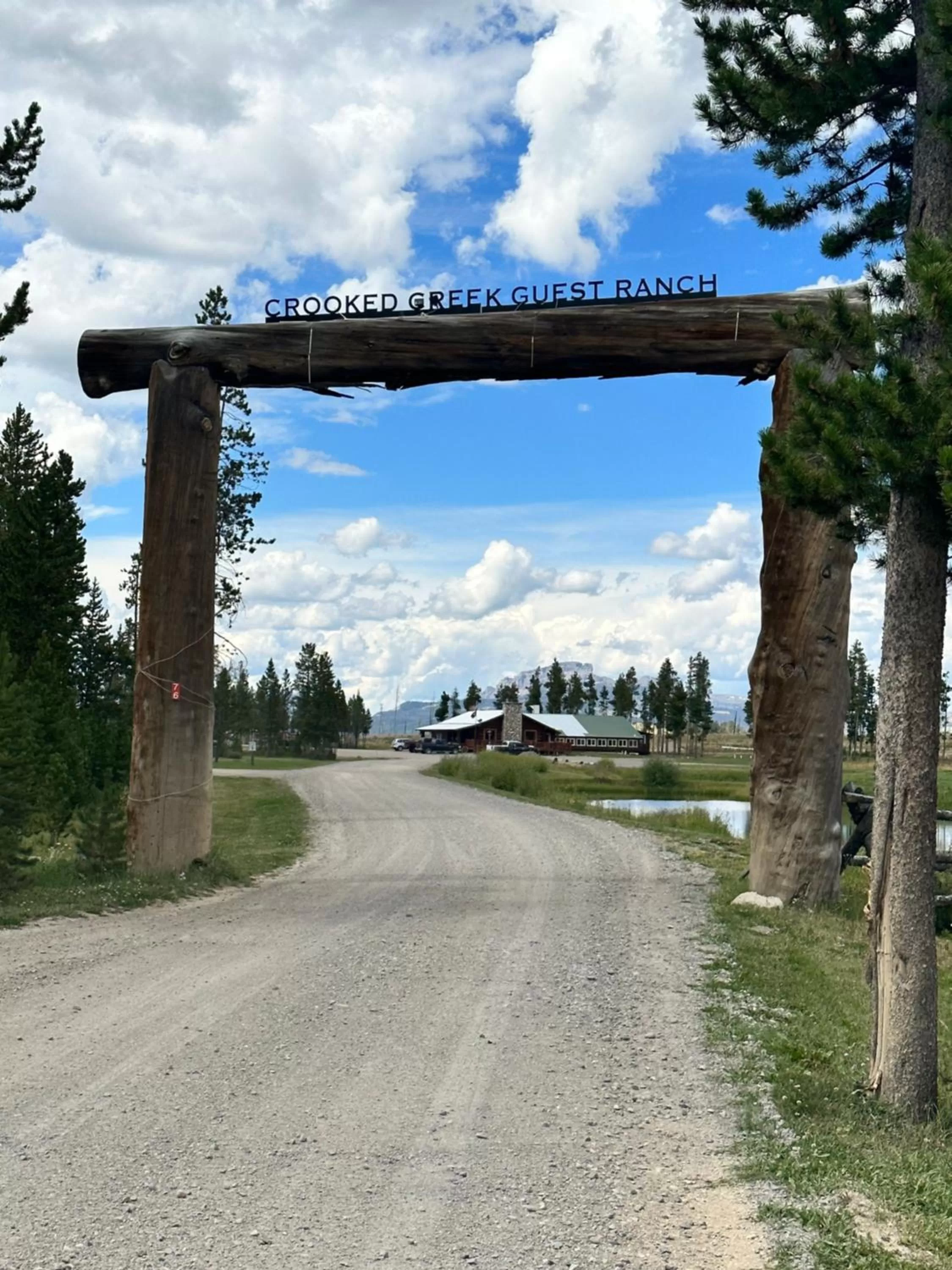 Facade/entrance in Crooked Creek Guest Ranch