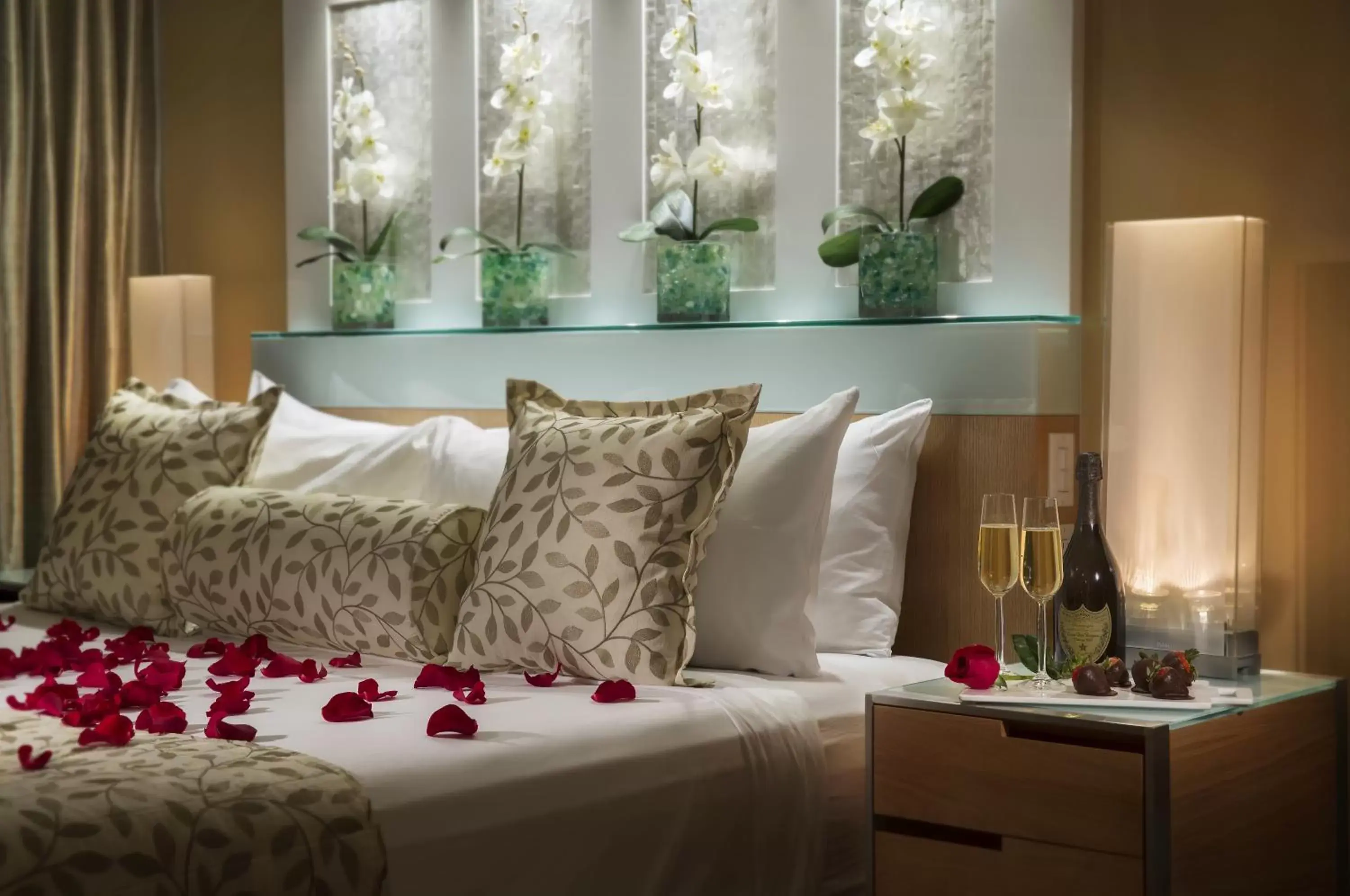 Bed in Santa Maria Suites Resort