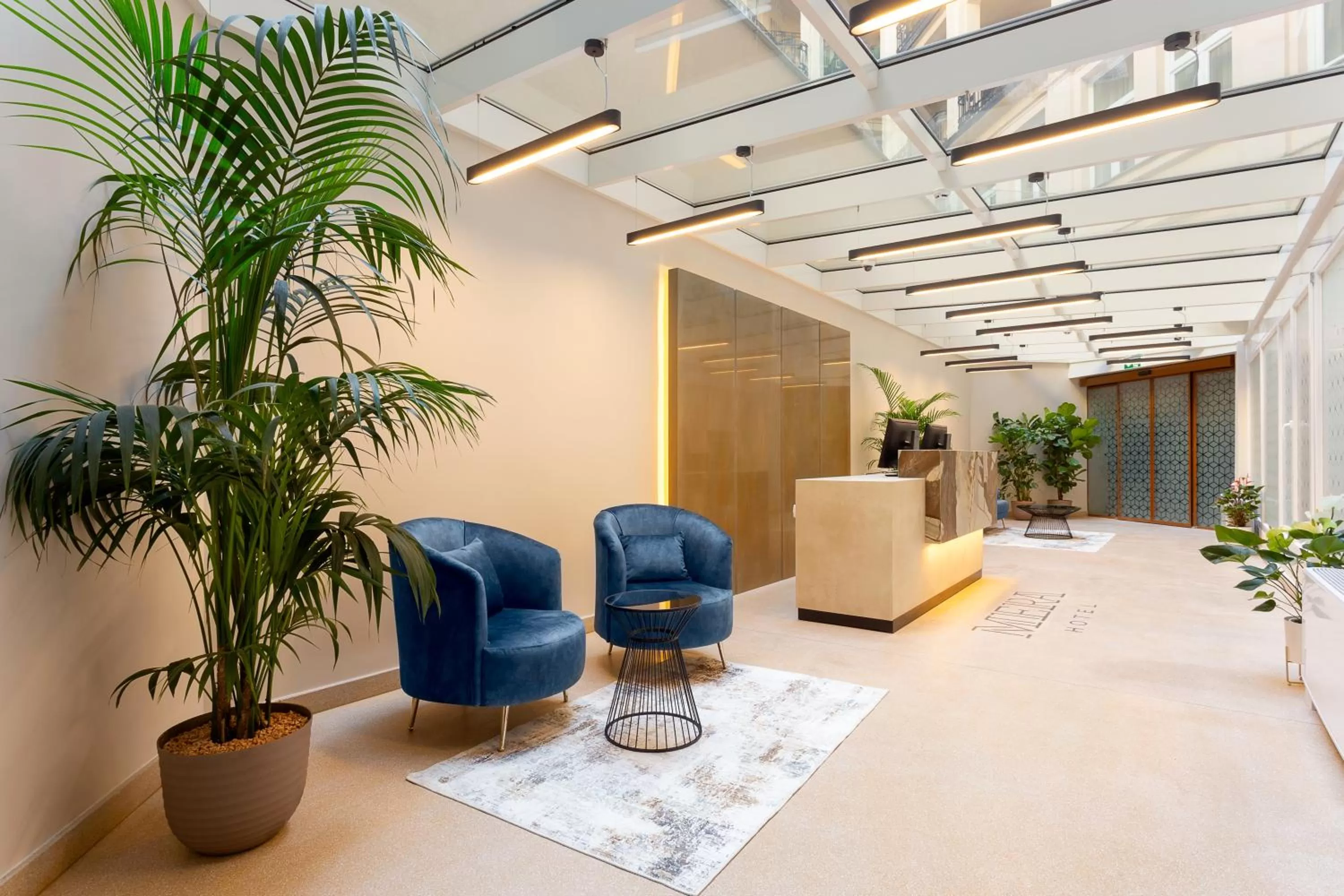 Lobby or reception in Mera Hotel