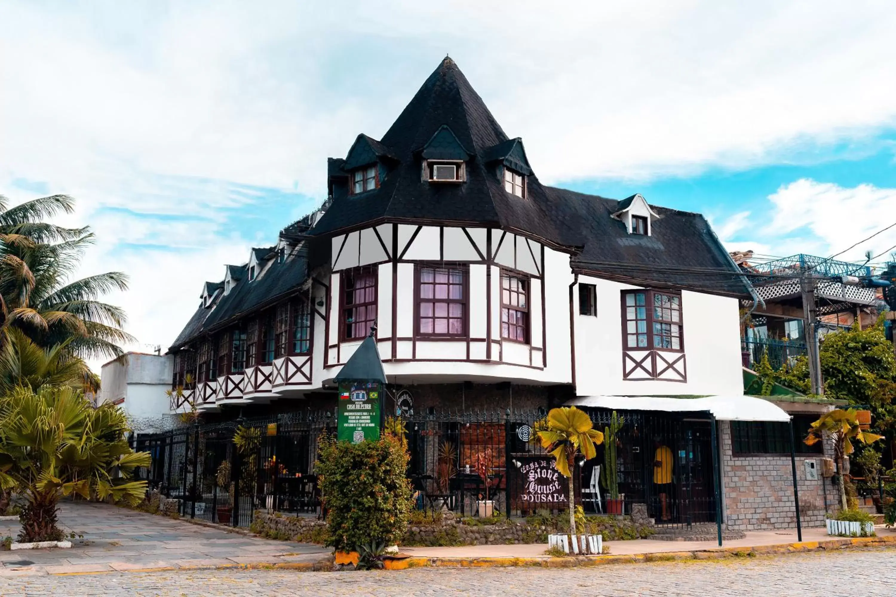 Property Building in Pousada Casa da Pedra