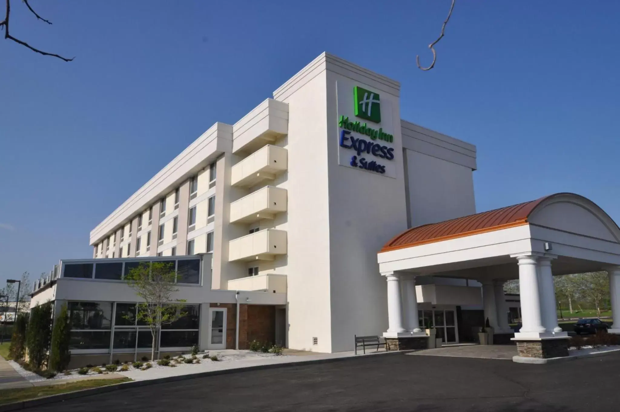 Property Building in Holiday Inn Express Milford, an IHG Hotel