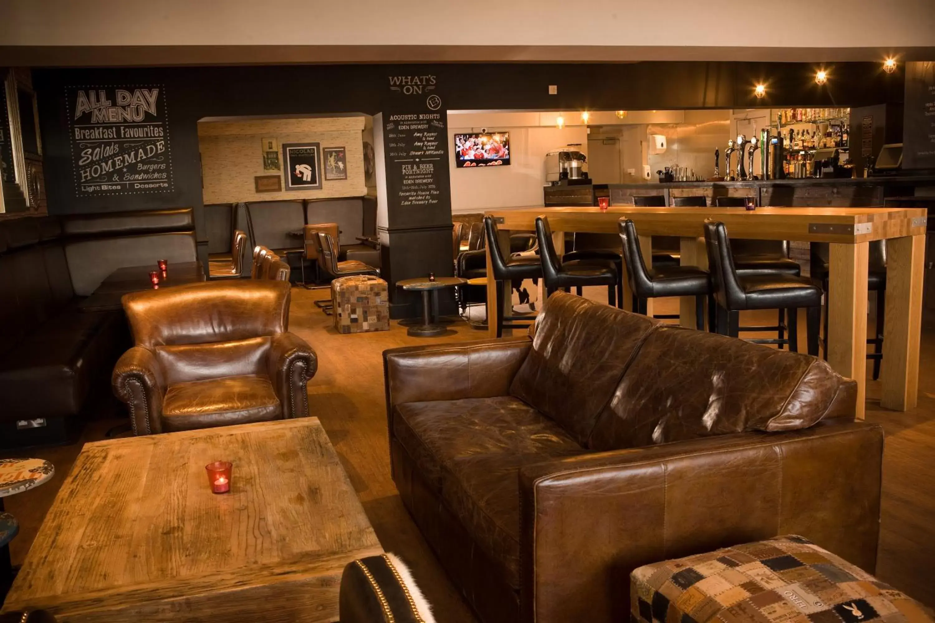 Lounge or bar in Hotel Du Vin, St Andrews