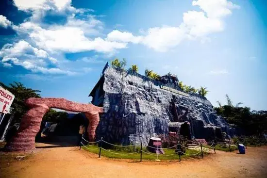 Property building in Bandipur Resort Khan's Gufa Property building in Bandipur Resort Khan's Gufa