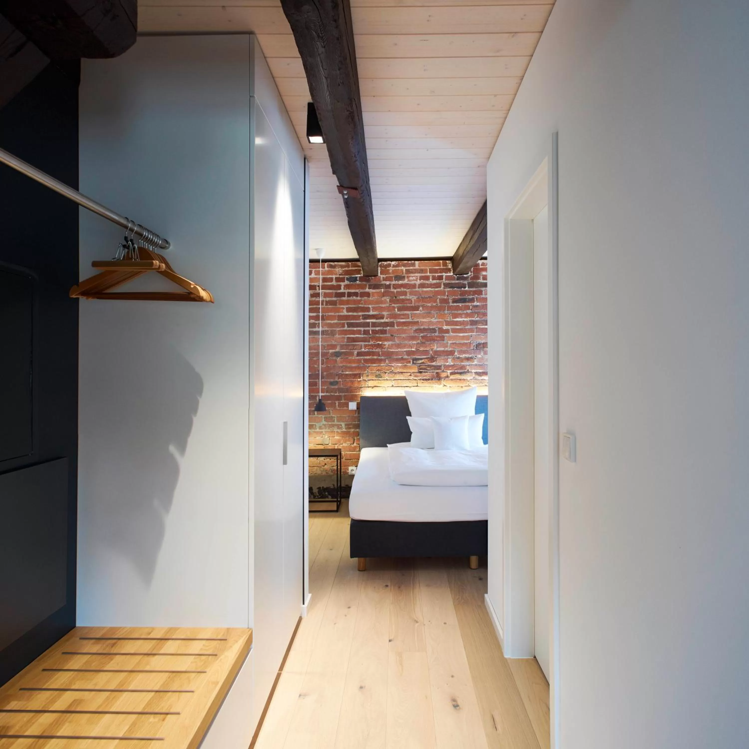 Photo of the whole room, Bed in meinwolfsburg hotel auf dem rittergut vormals Yard Boarding Hotel