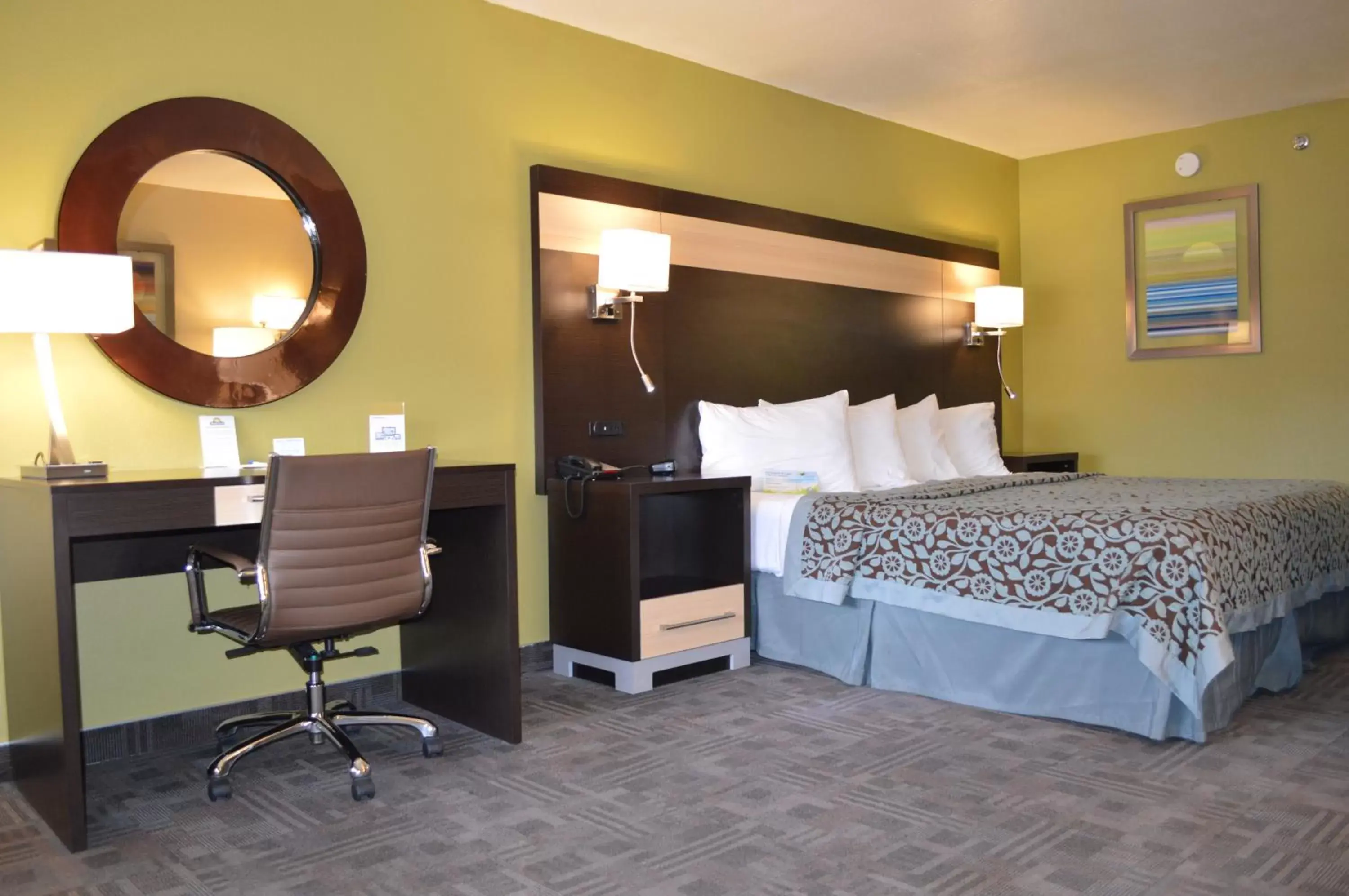 Bed in Days Inn by Wyndham Carlsbad