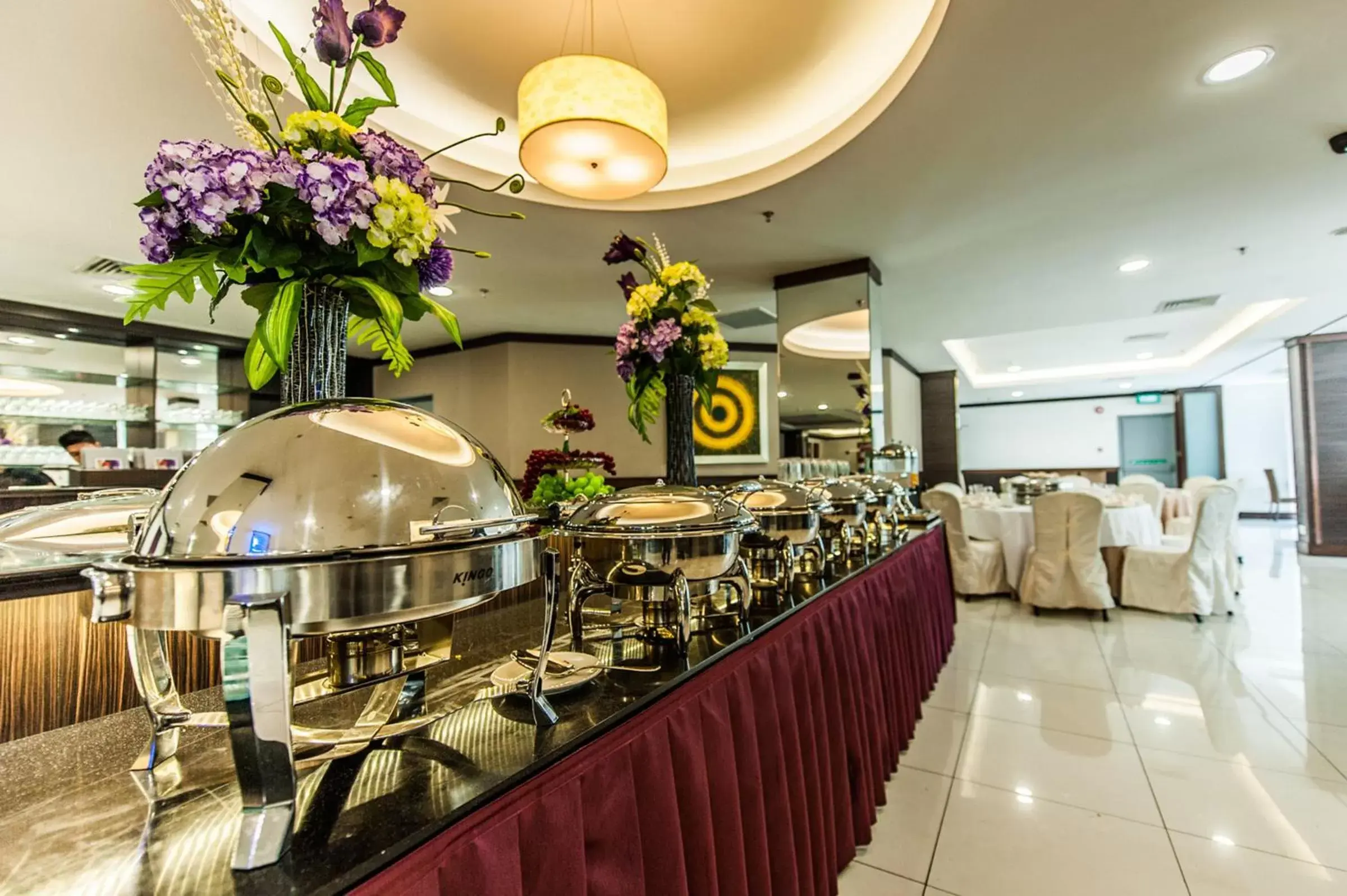 Buffet breakfast in Badi'ah Hotel