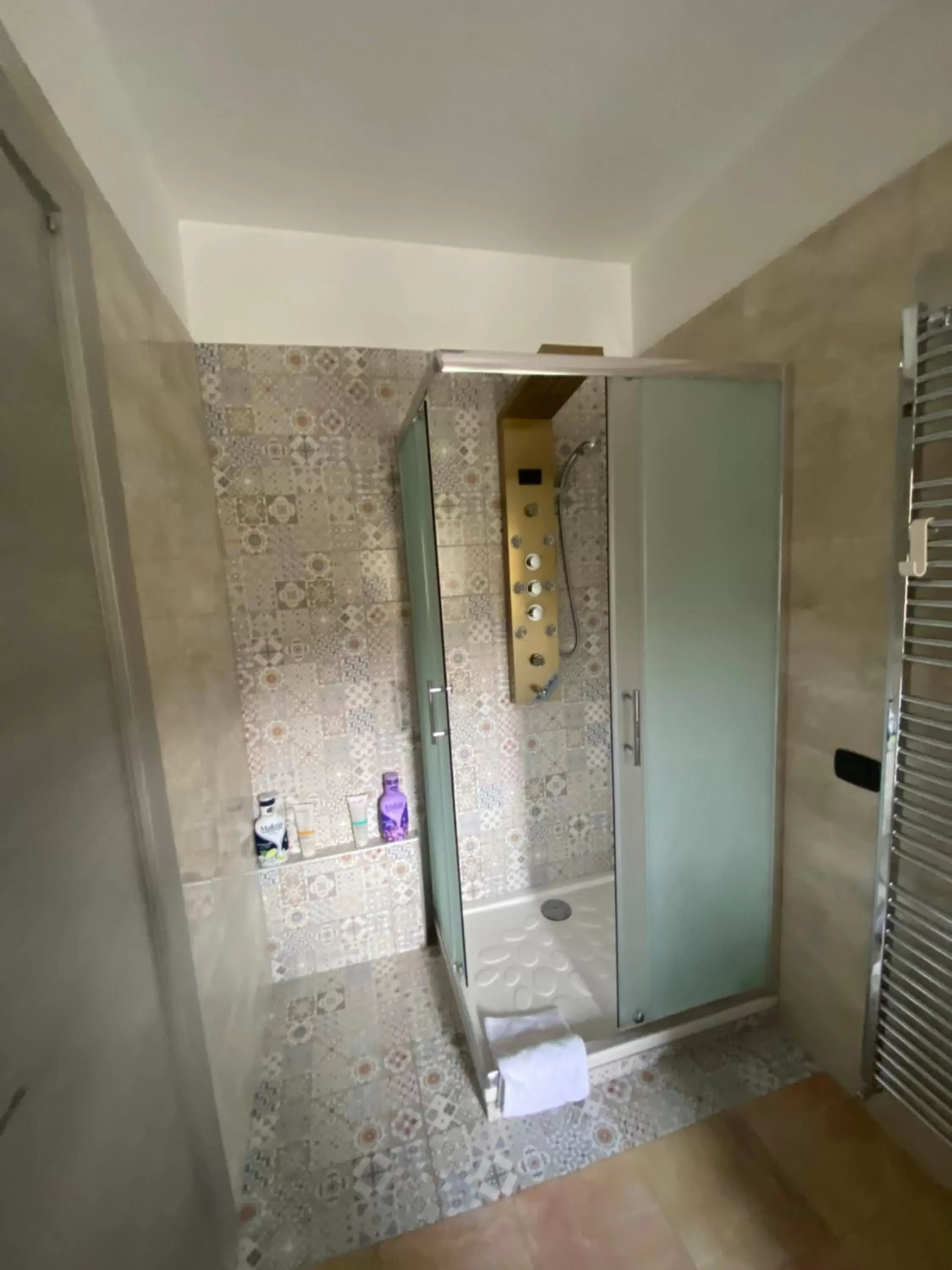 Shower, Bathroom in B&B Il Sogno