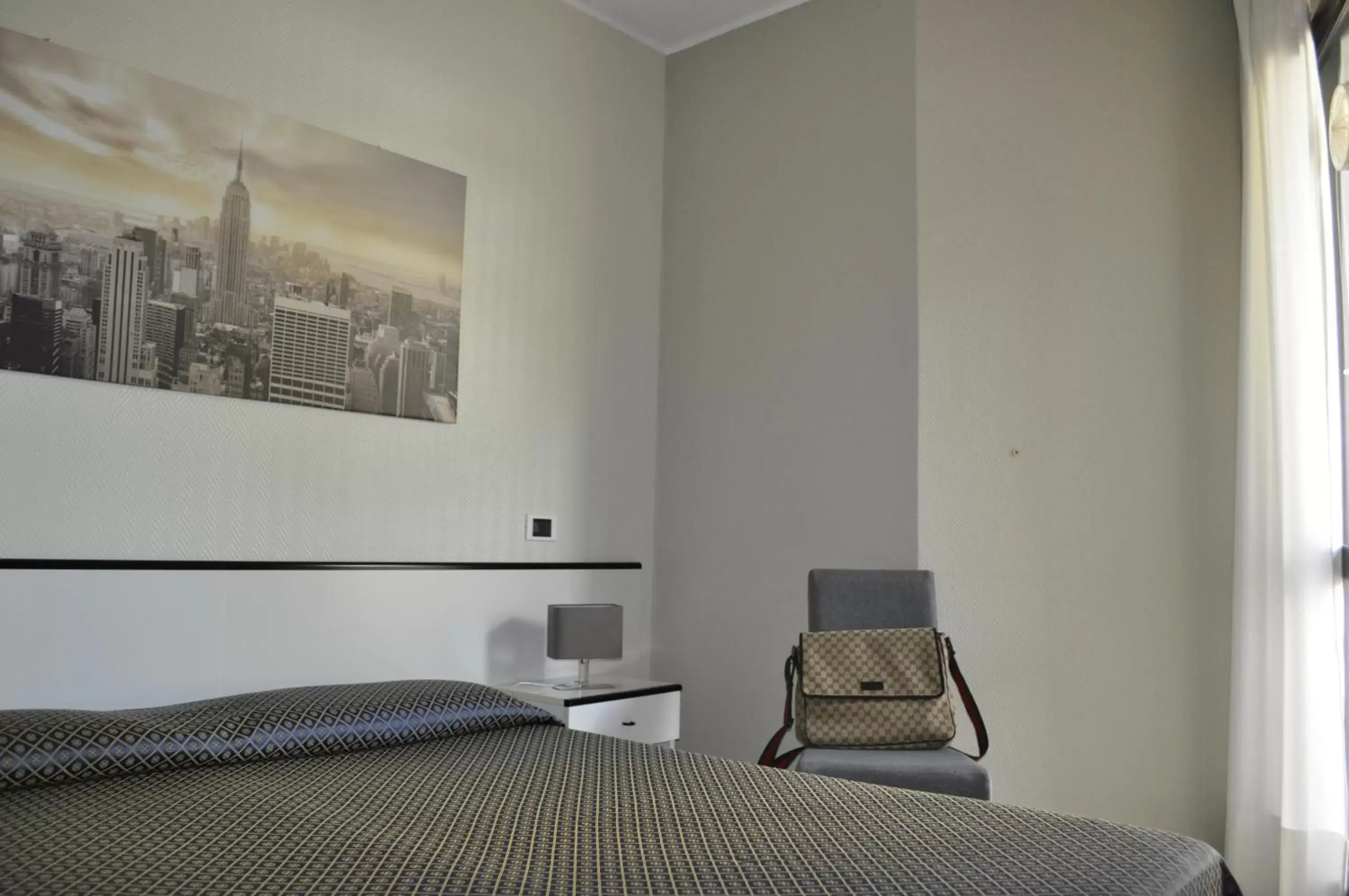 Bedroom, Bed in Hotel Est Piombino