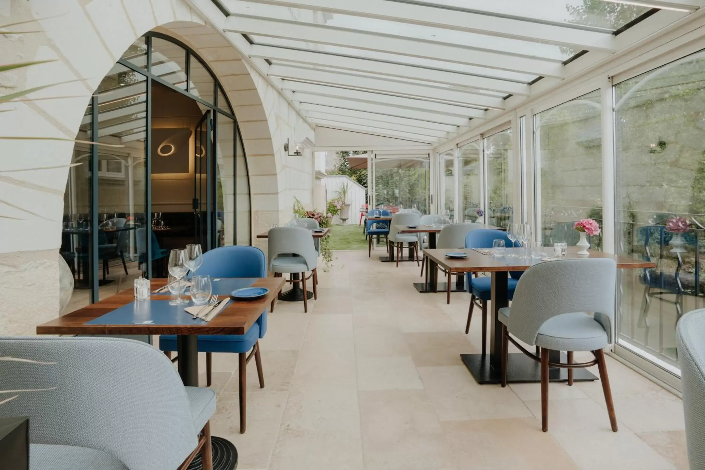 Restaurant/Places to Eat in The Originals Boutique, Hôtel Le George , Loches