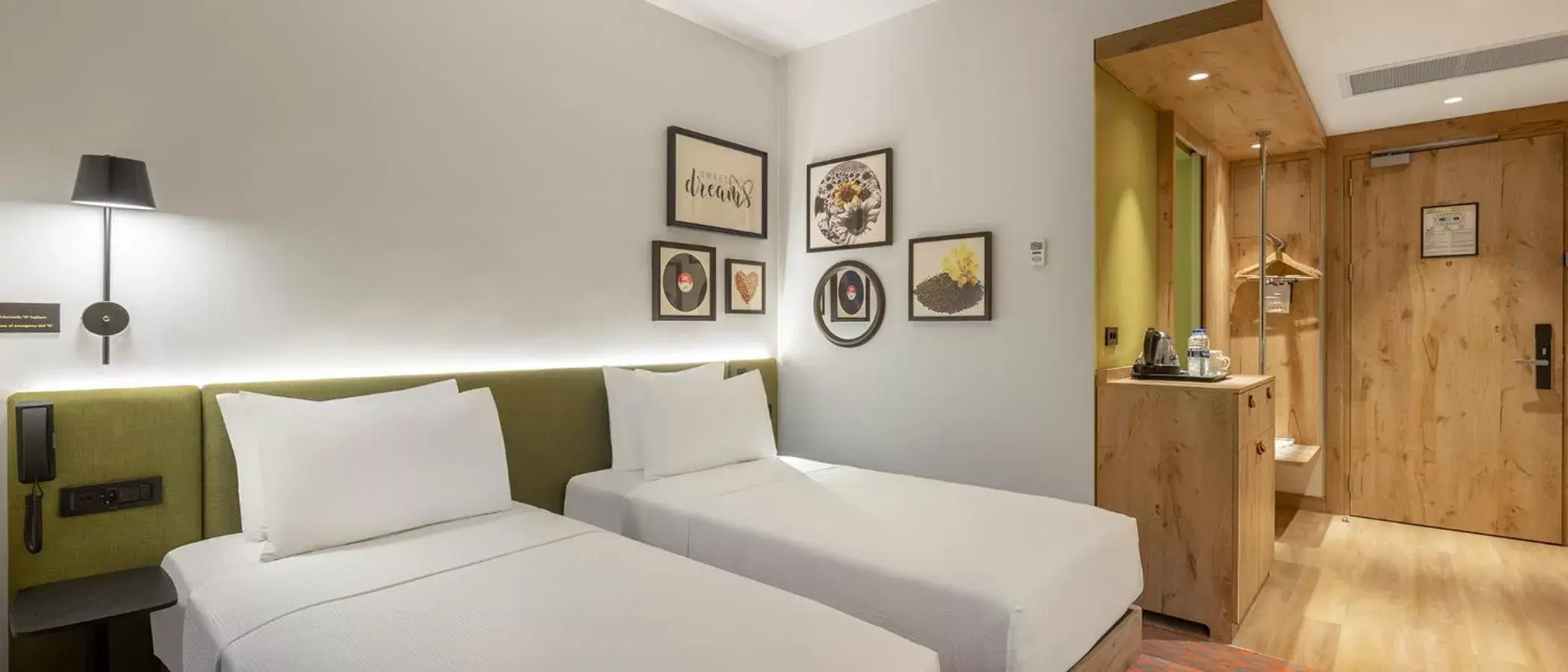 Bed in Hampton By Hilton Cerkezkoy