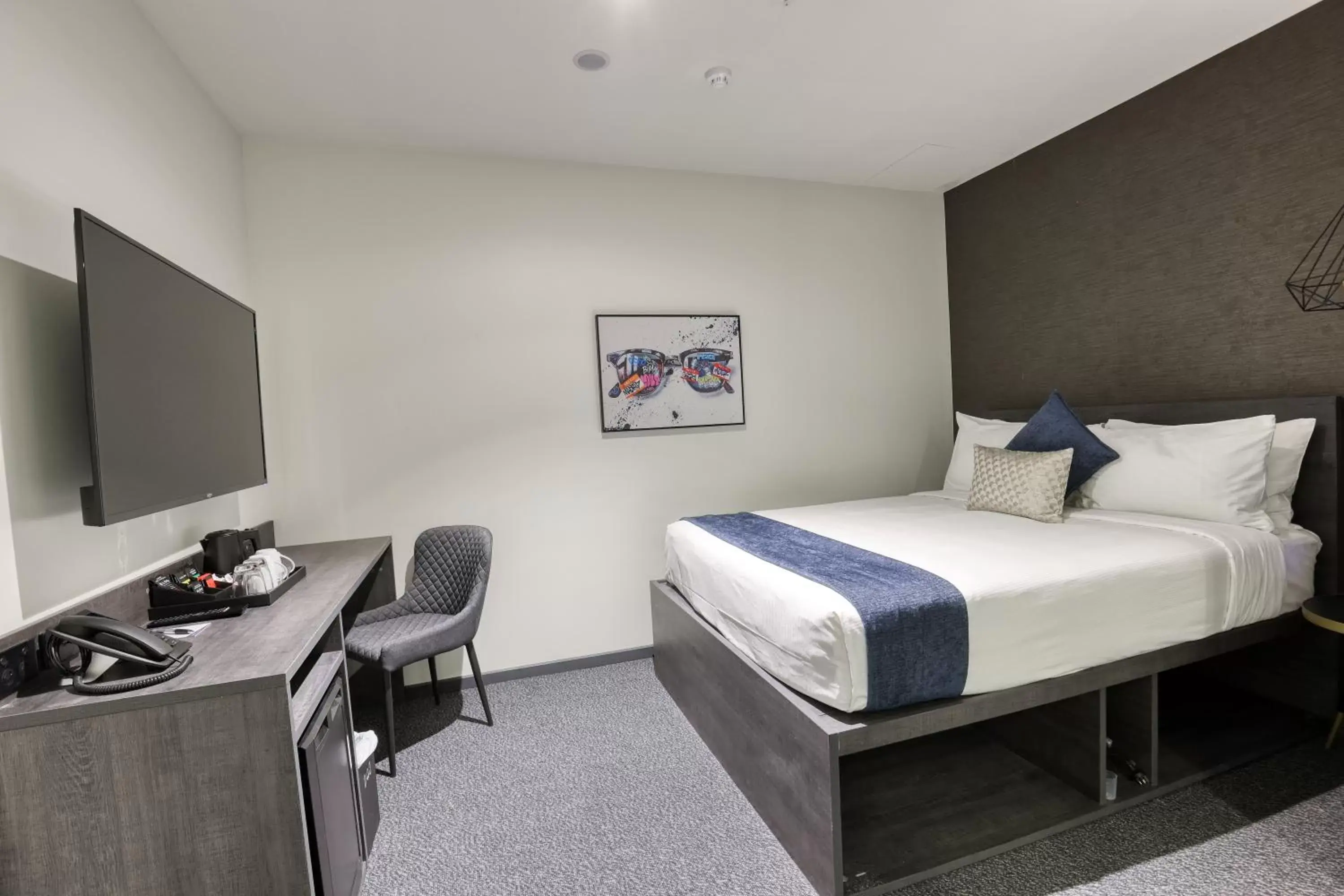 Bedroom, Bed in Microtel by Wyndham Wellington