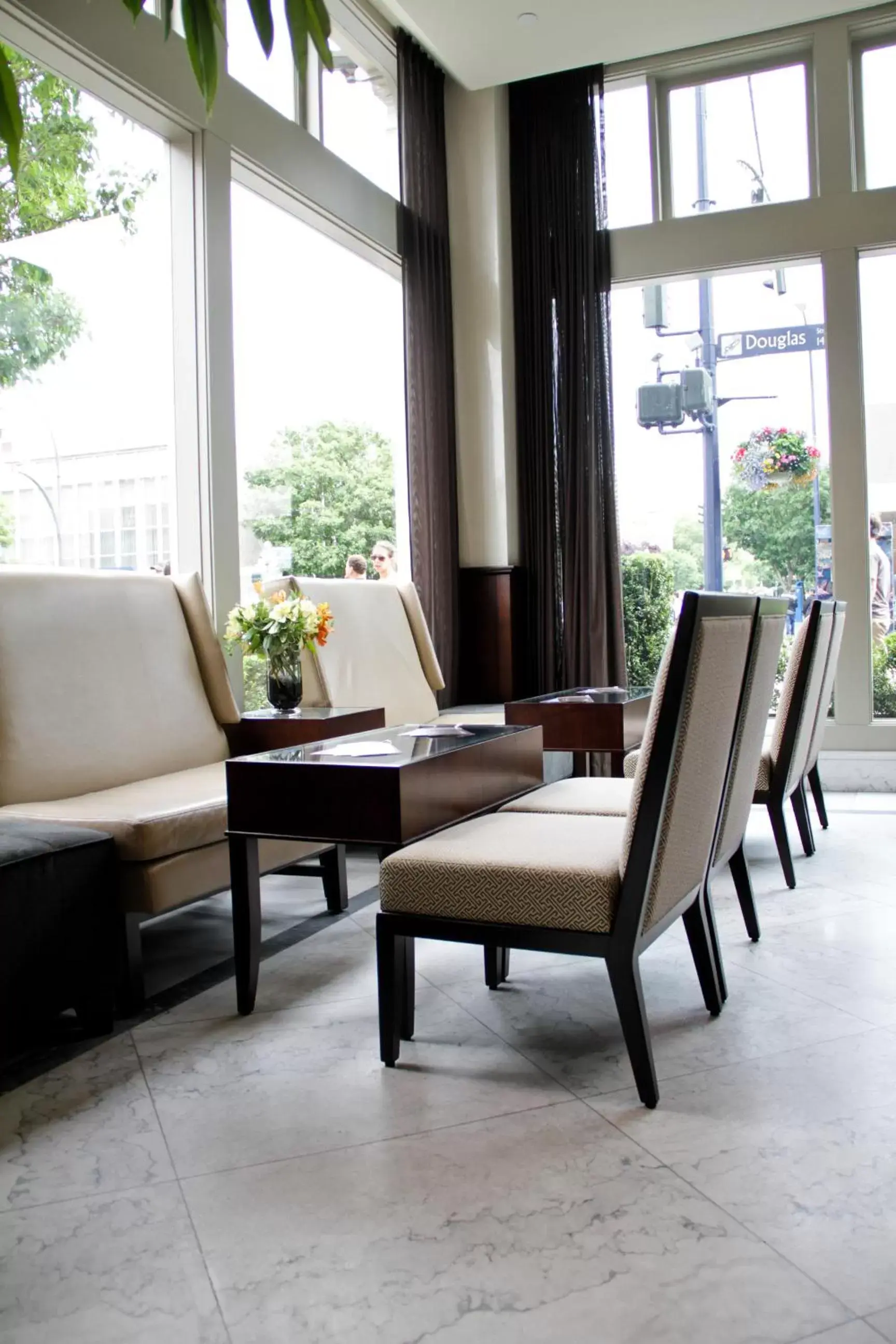 Seating Area in Hotel Rialto