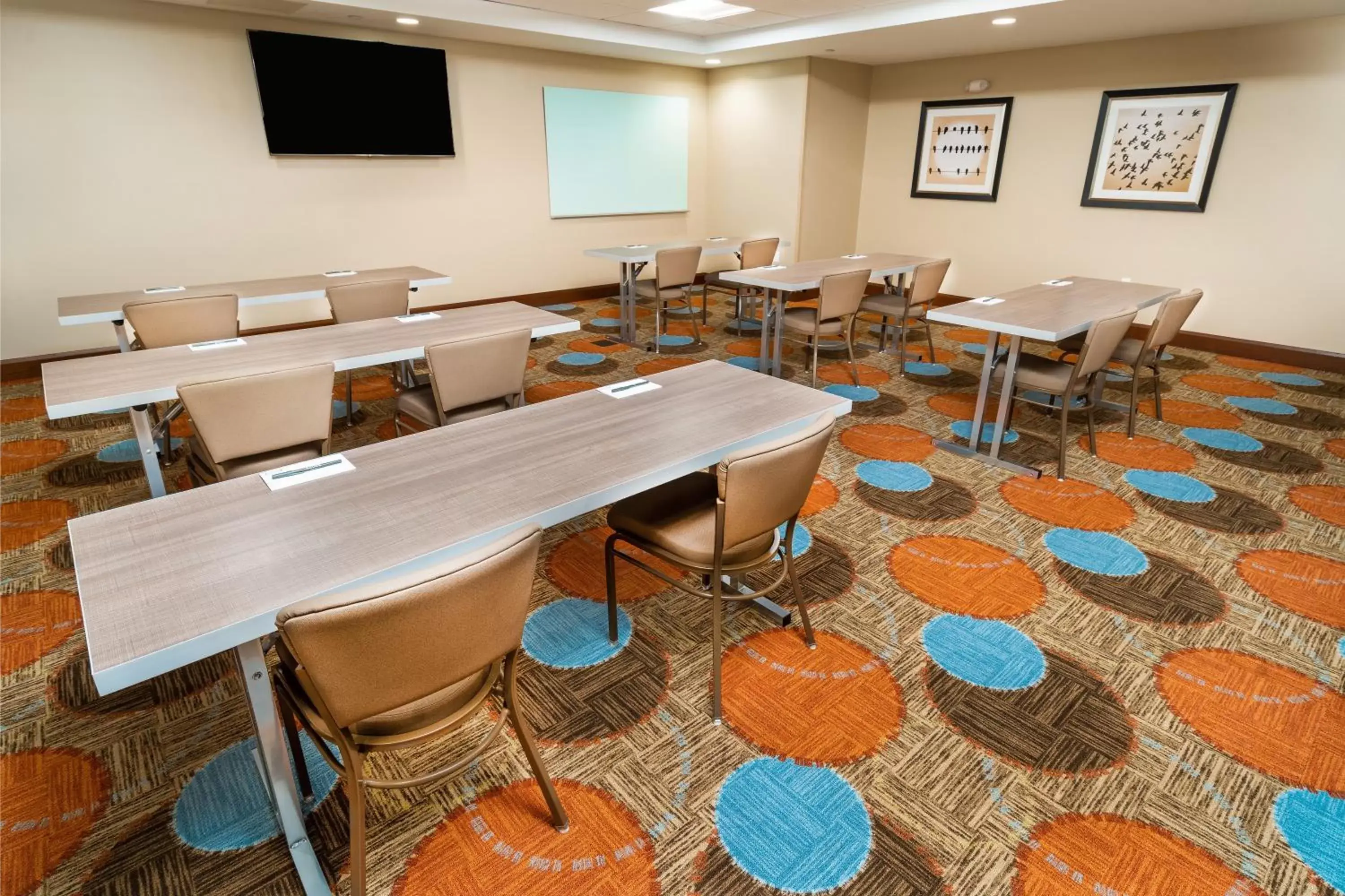 Meeting/conference room in Staybridge Suites - Newark - Fremont, an IHG Hotel