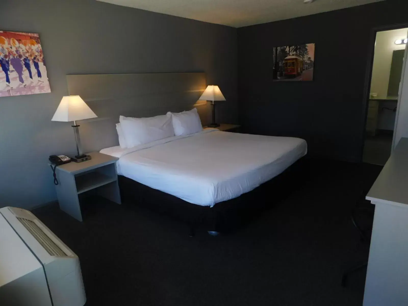 King Room - Mobility Access/Non-Smoking in Ramada by Wyndham New Orleans