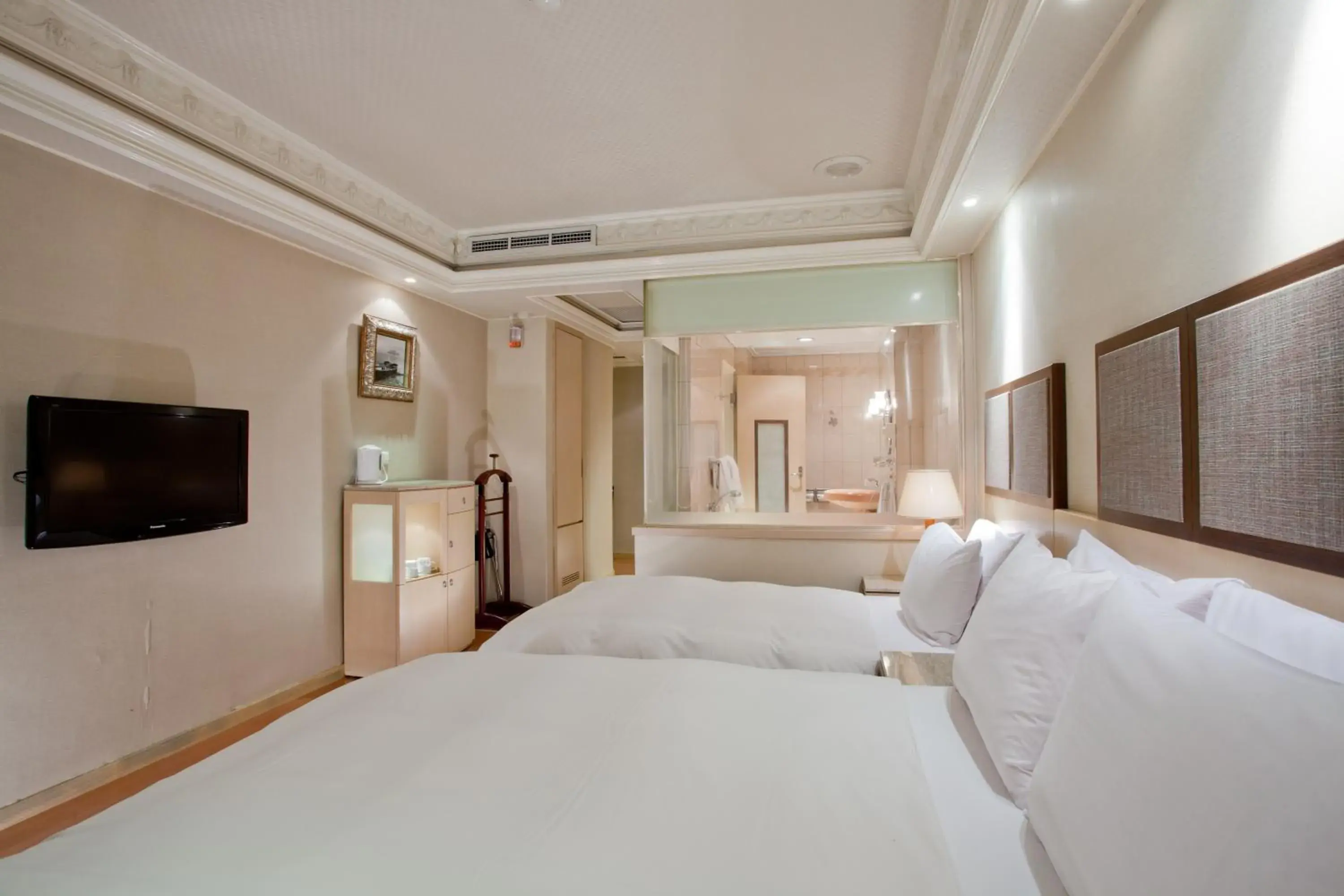 Bed in Deja Vu Hotel