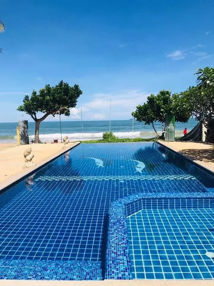 Swimming Pool in Lanta Garden Home (SHA Extra Plus)