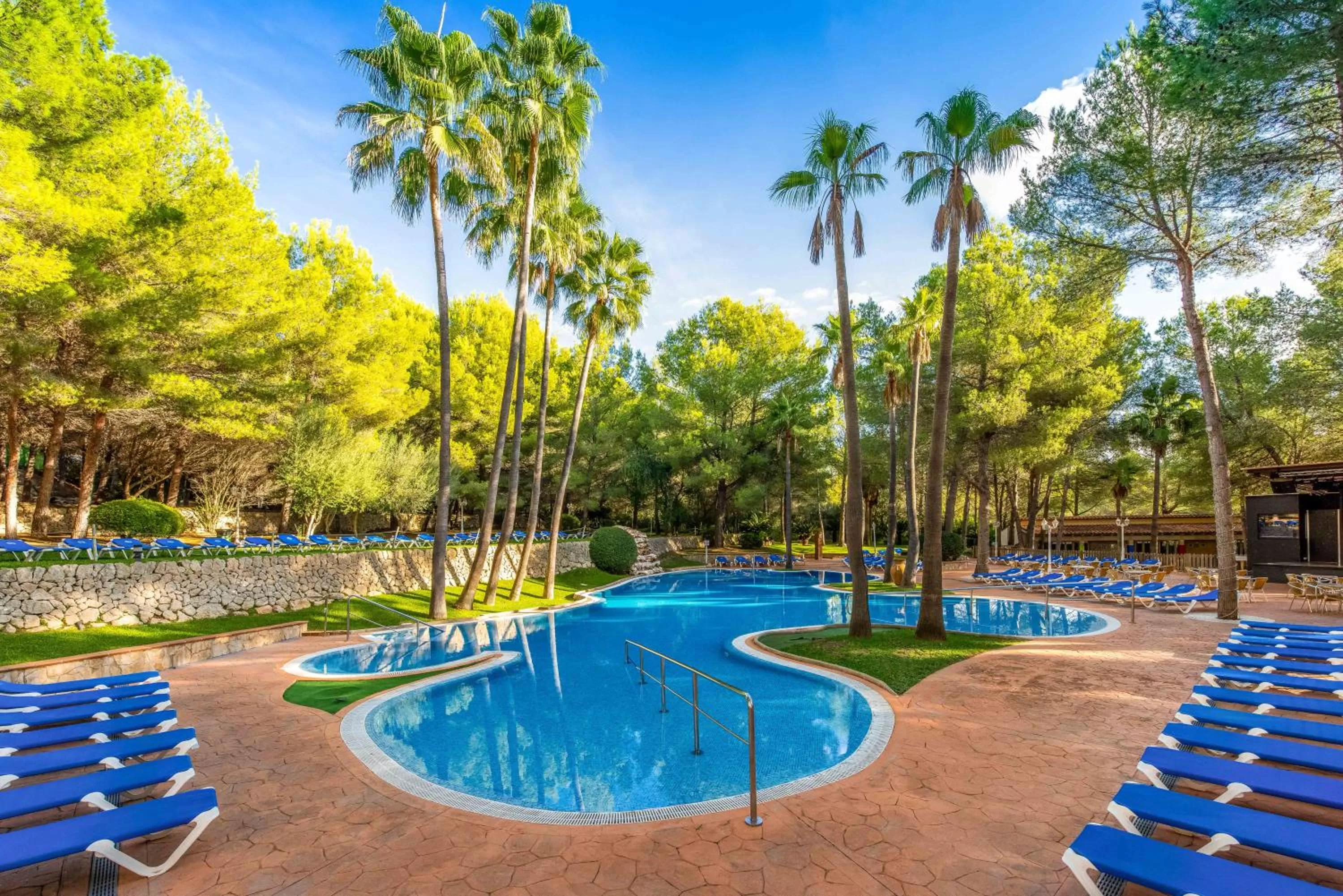 Pool view in Valentin Grand Park Suite Hotel