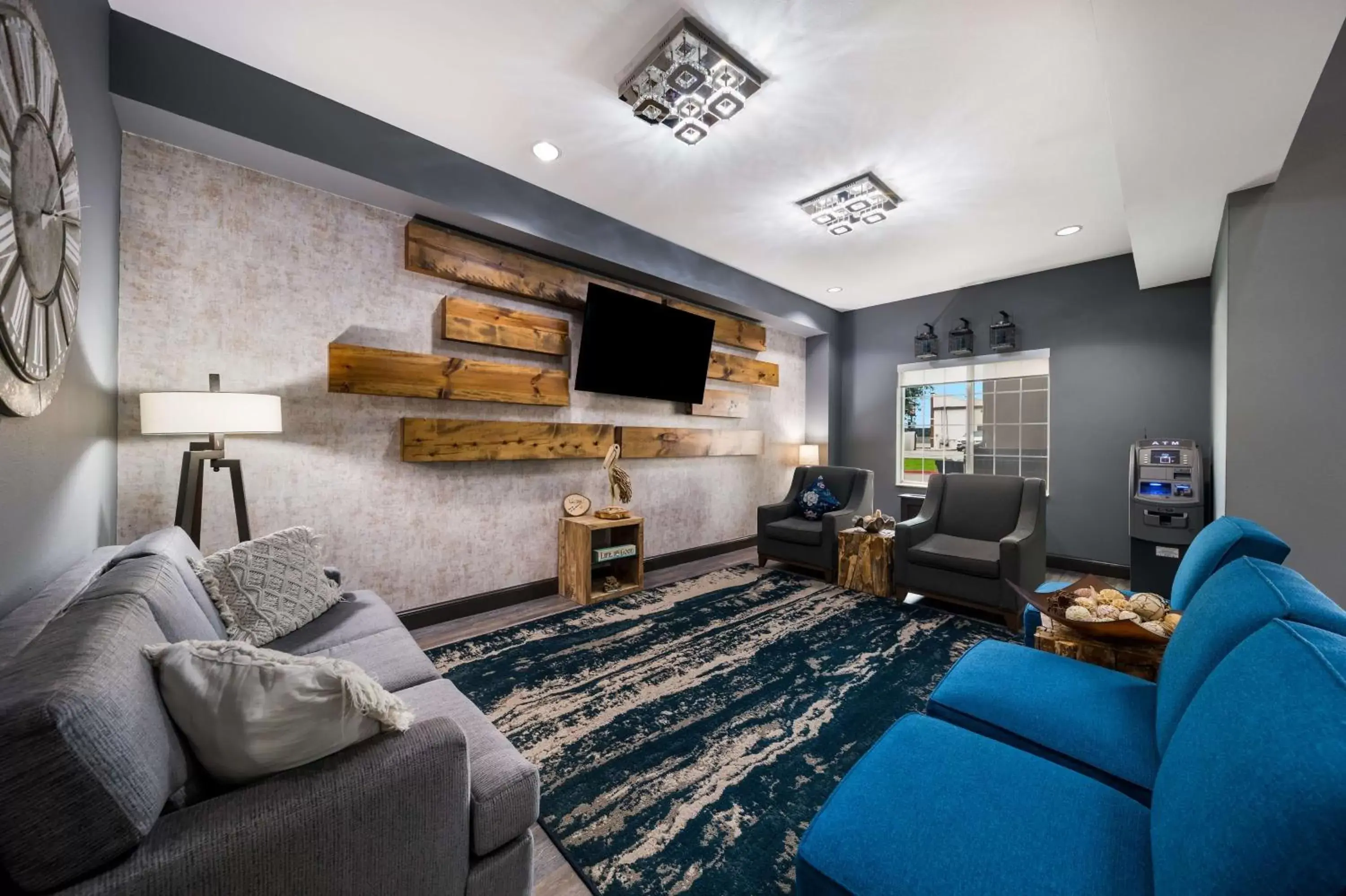 Lobby or reception, Seating Area in Best Western Plus Lake Dallas Inn & Suites