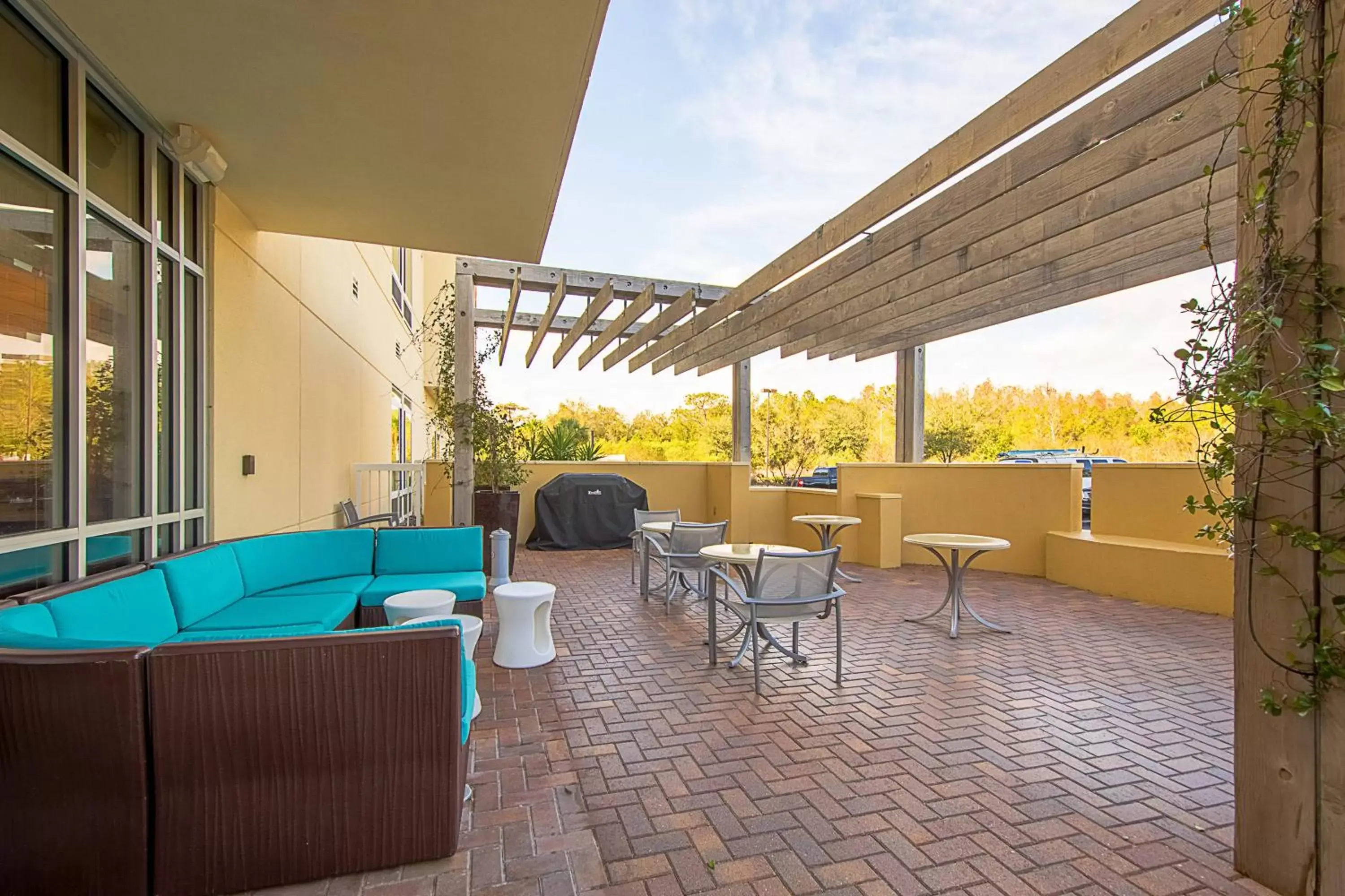 Property building in SpringHill Suites Tampa North/Tampa Palms