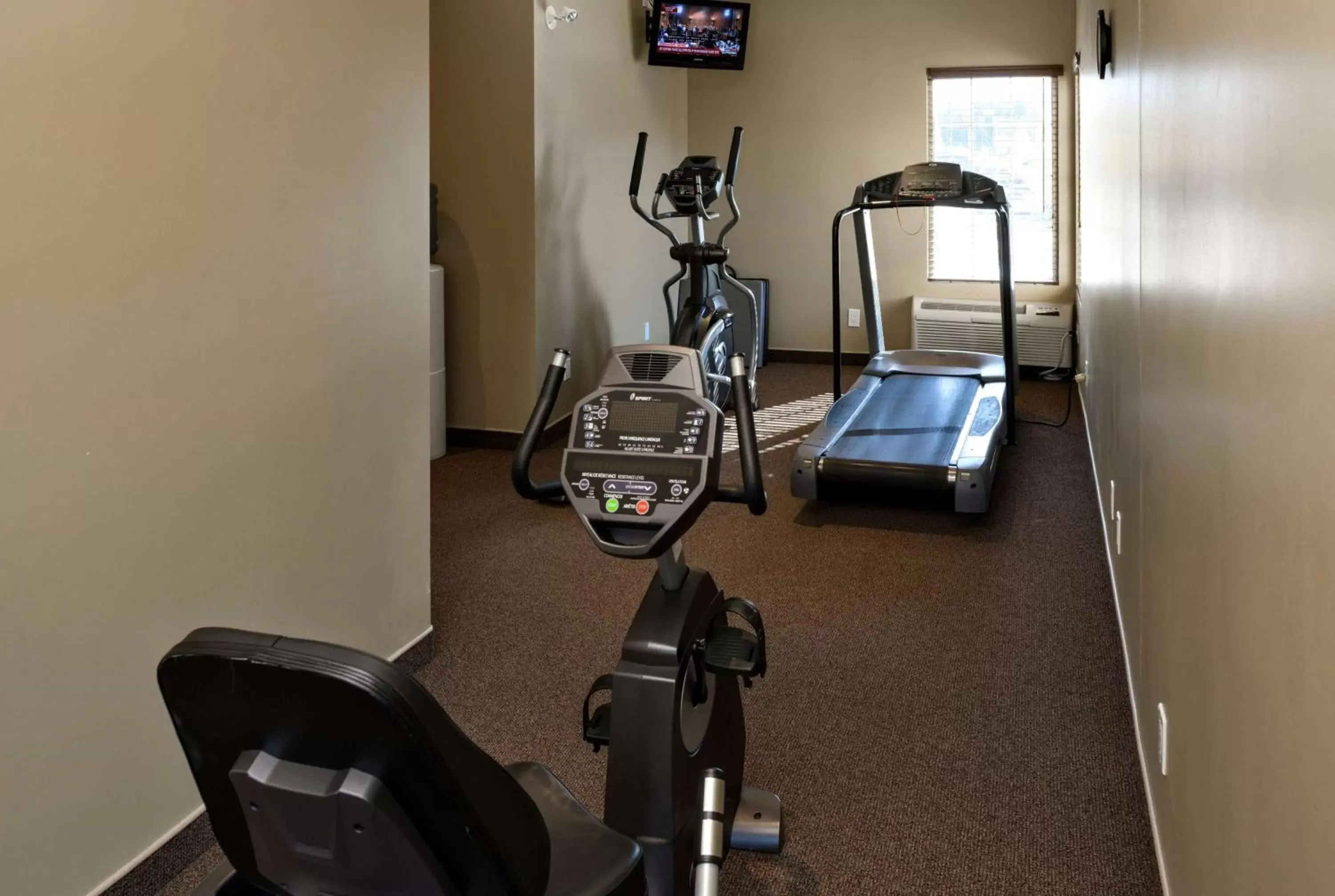 Fitness centre/facilities, Fitness Center/Facilities in Ramada by Wyndham Penticton Hotel & Suites