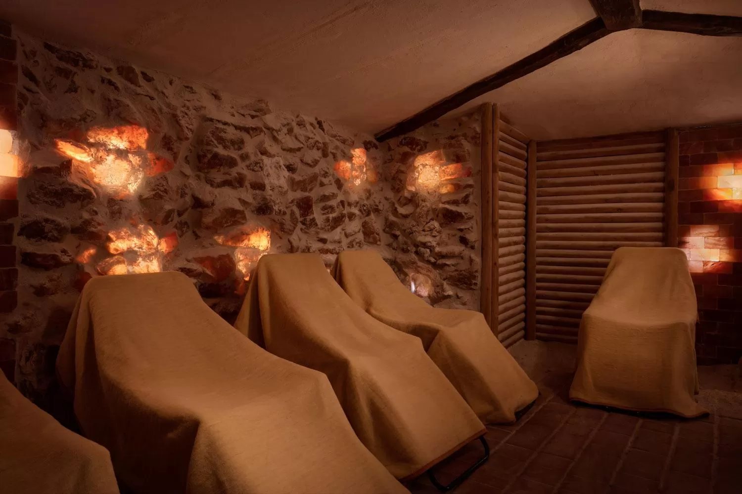 Swimming pool in Spa Resort Sanssouci