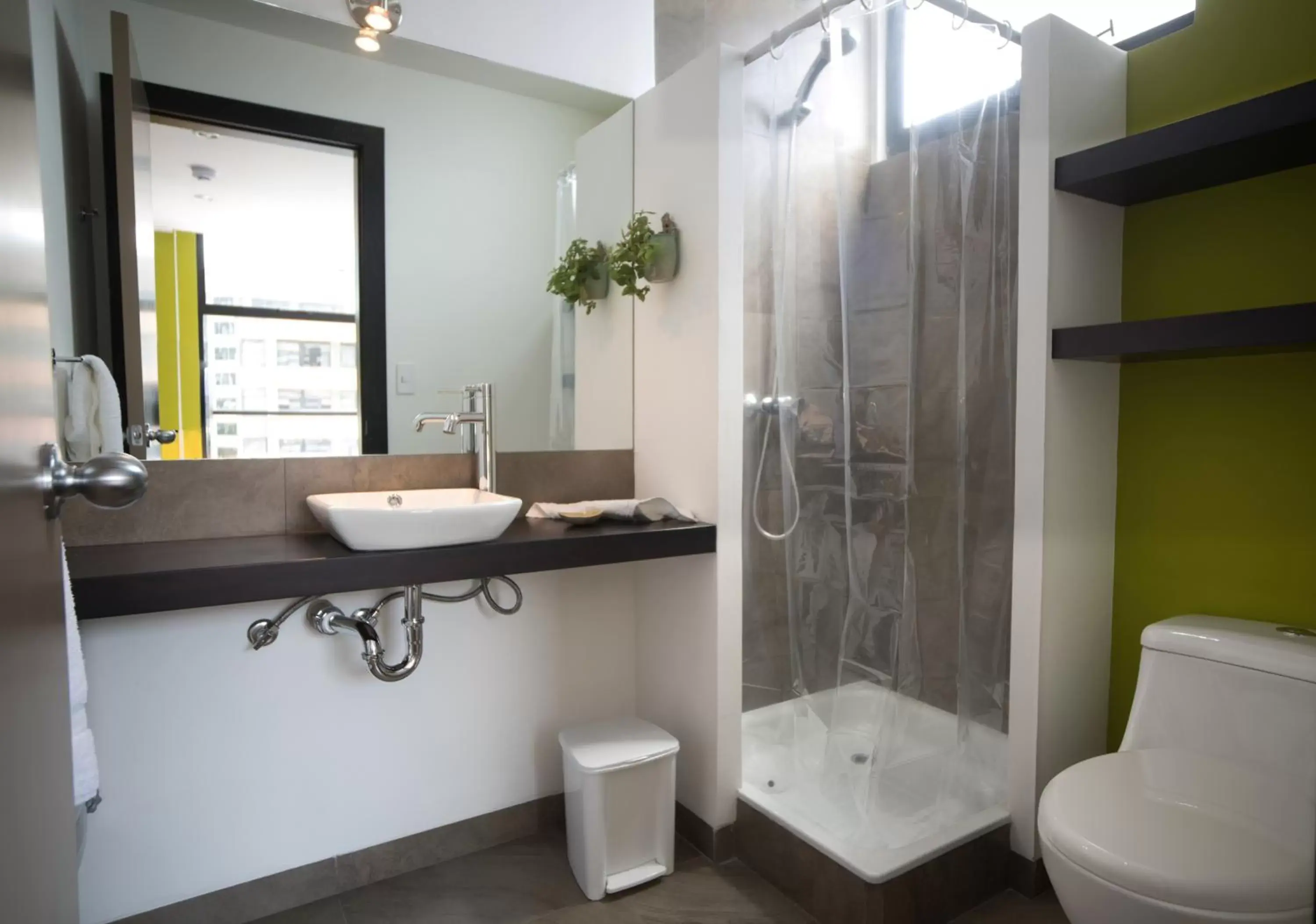 Shower, Bathroom in Casa Q