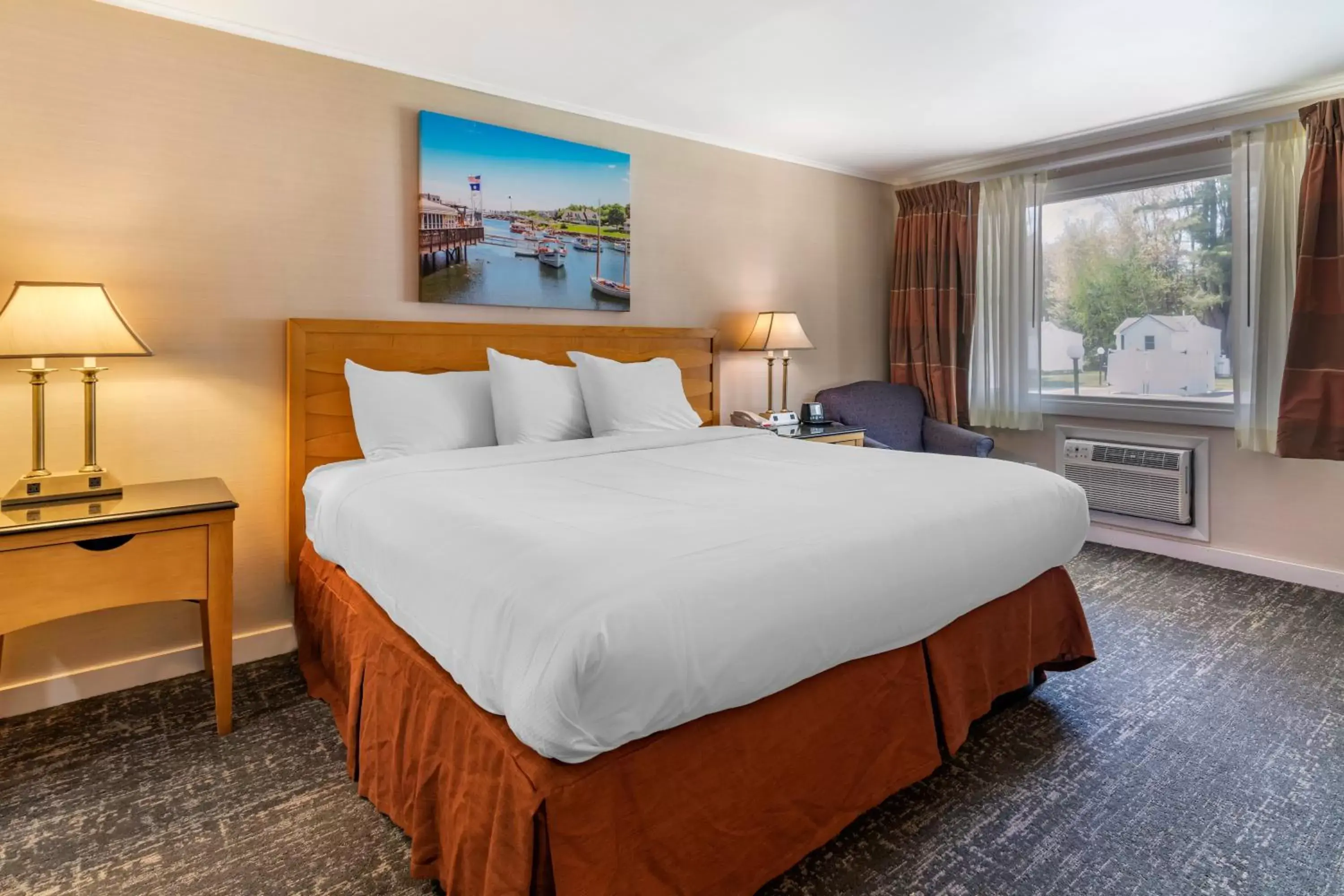 Bed in Anchor Inn and Cottages Wells-Ogunquit Bed in Anchor Inn and Cottages Wells-Ogunquit