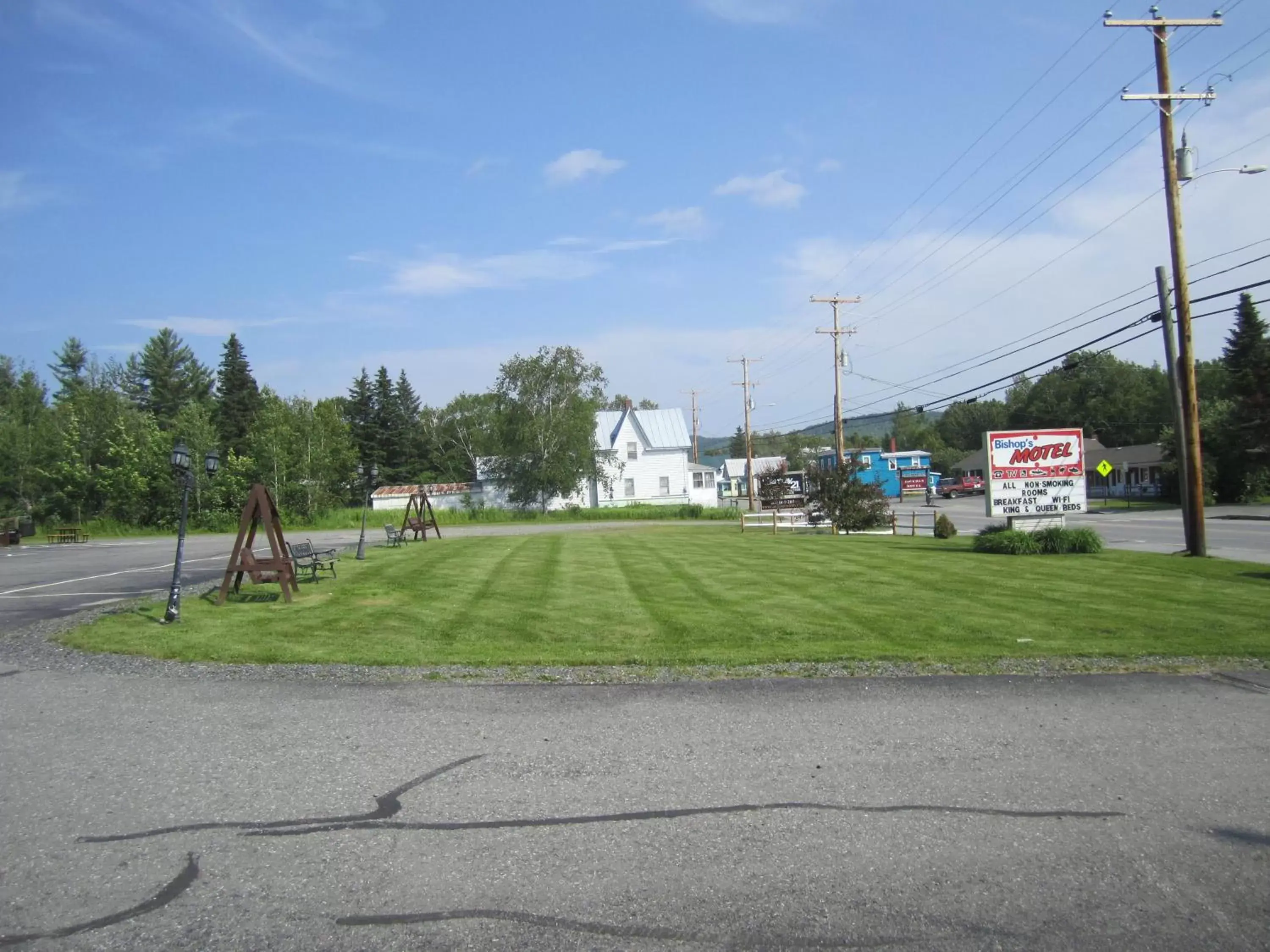 Area and facilities in Bishops Country Inn Motel