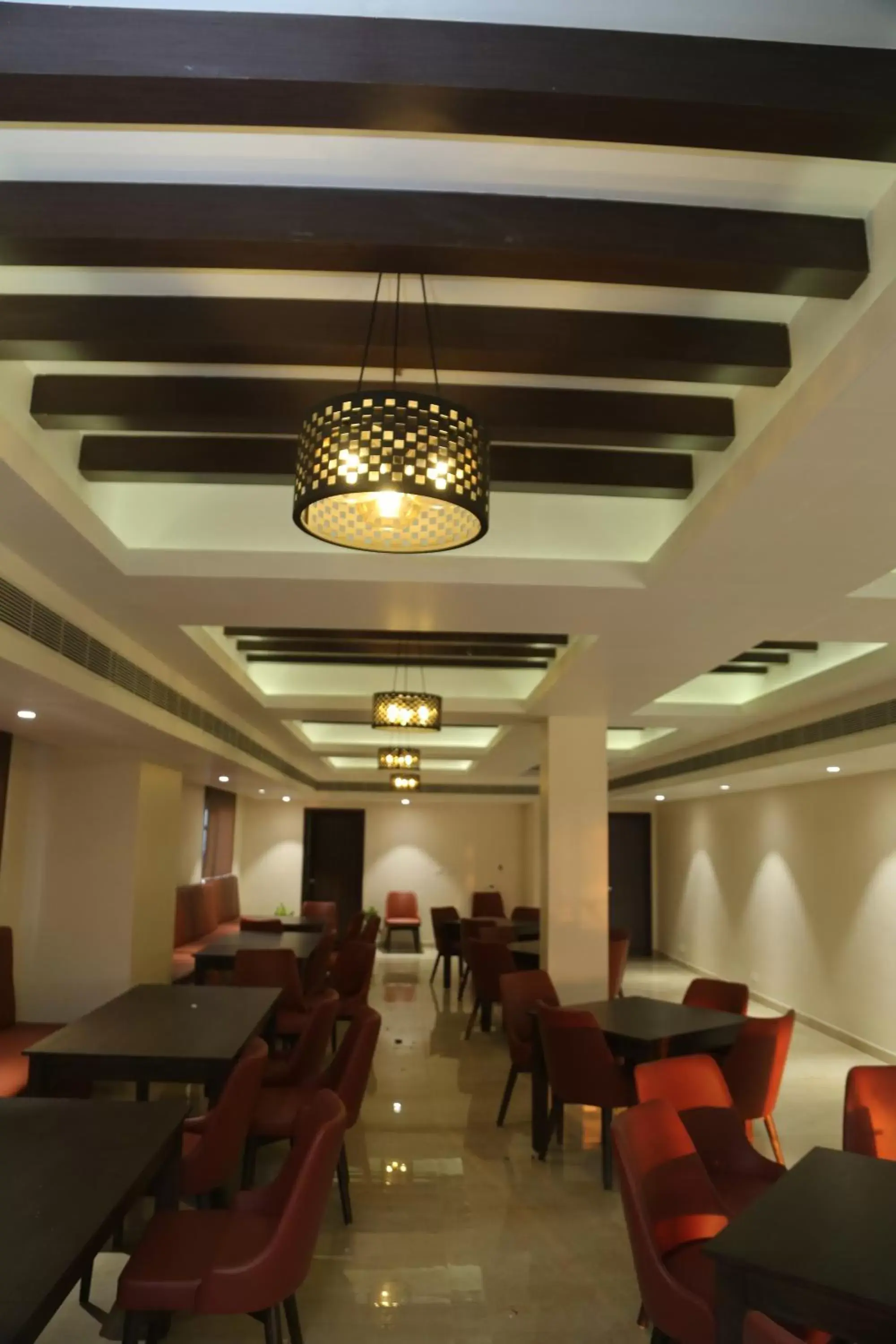 Restaurant/Places to Eat in Hotel Skanda Palace Restaurant/Places to Eat in Hotel Skanda Palace