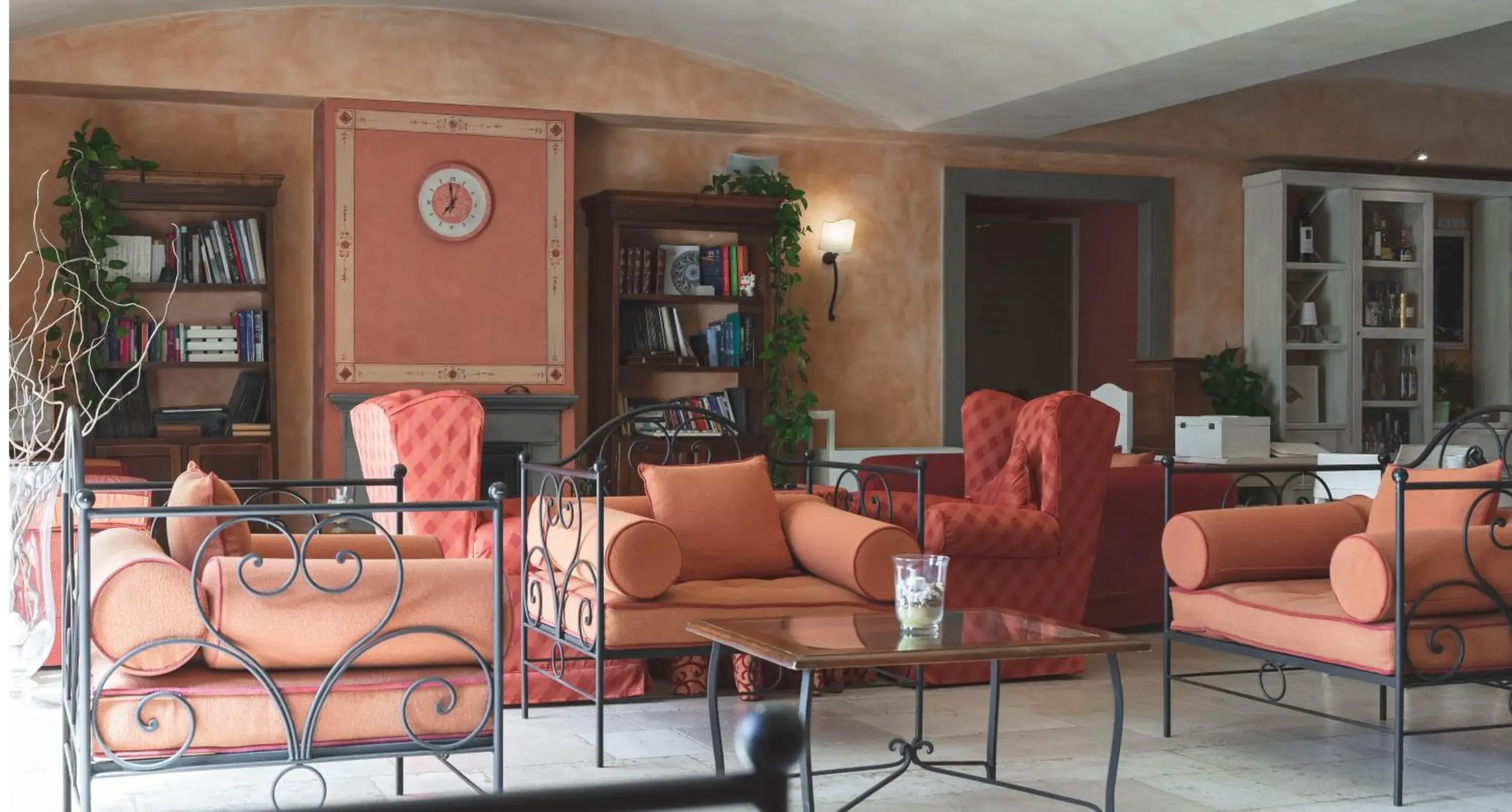 Lobby or reception in Hotel Borgo Di Cortefreda - Place of Charme Lobby or reception in Hotel Borgo Di Cortefreda - Place of Charme