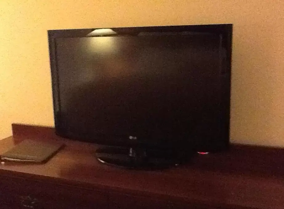 TV and multimedia, TV/Entertainment Center in Ramada Hotel Ashland-Catlettsburg