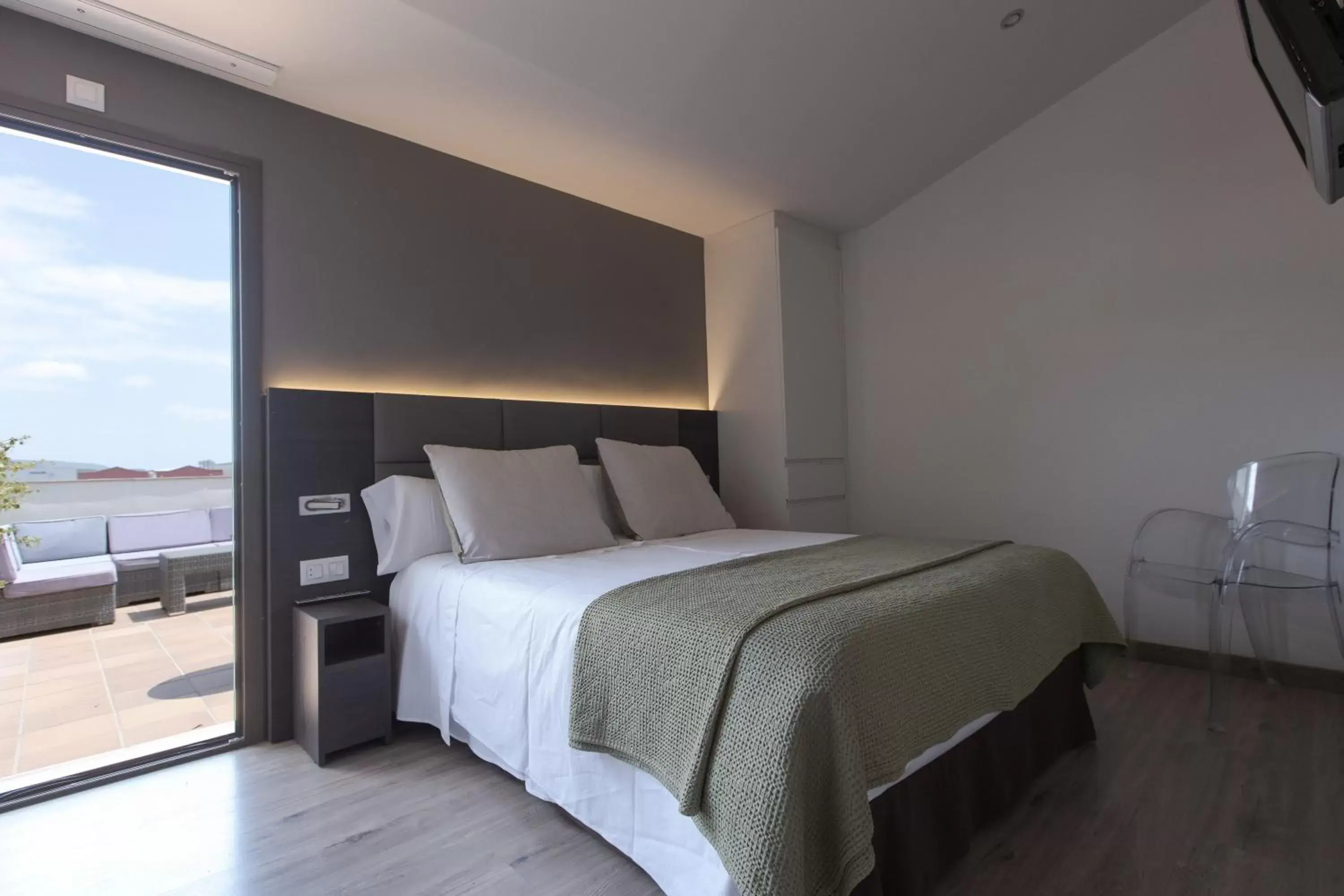 Bedroom, Bed in Hotel Alta Garrotxa Bedroom, Bed in Hotel Alta Garrotxa