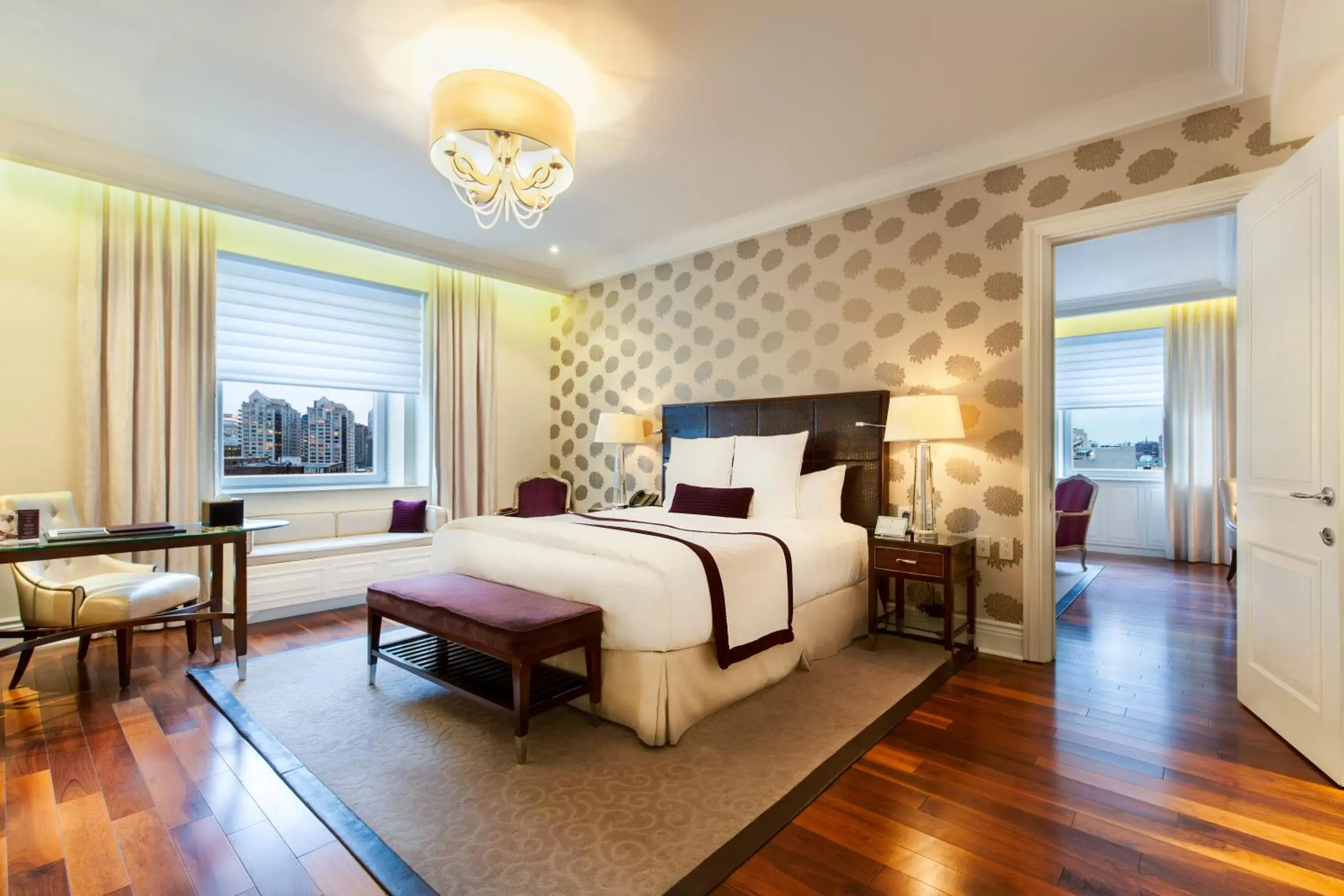 Bedroom in The Ritz-Carlton, Montreal